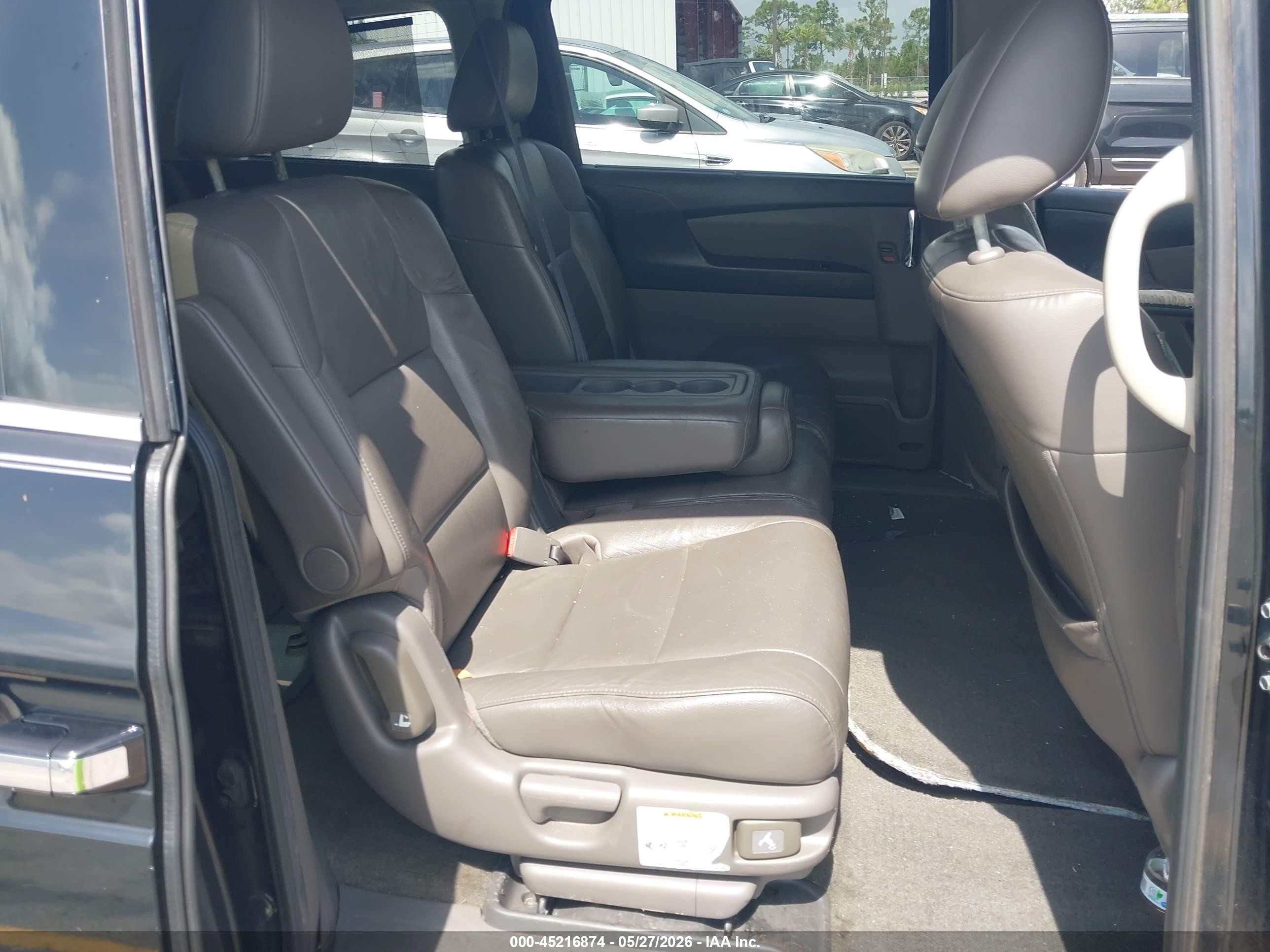 2014 Honda Odyssey Touring/touring Elite Black vin: 5FNRL5H99EB074993