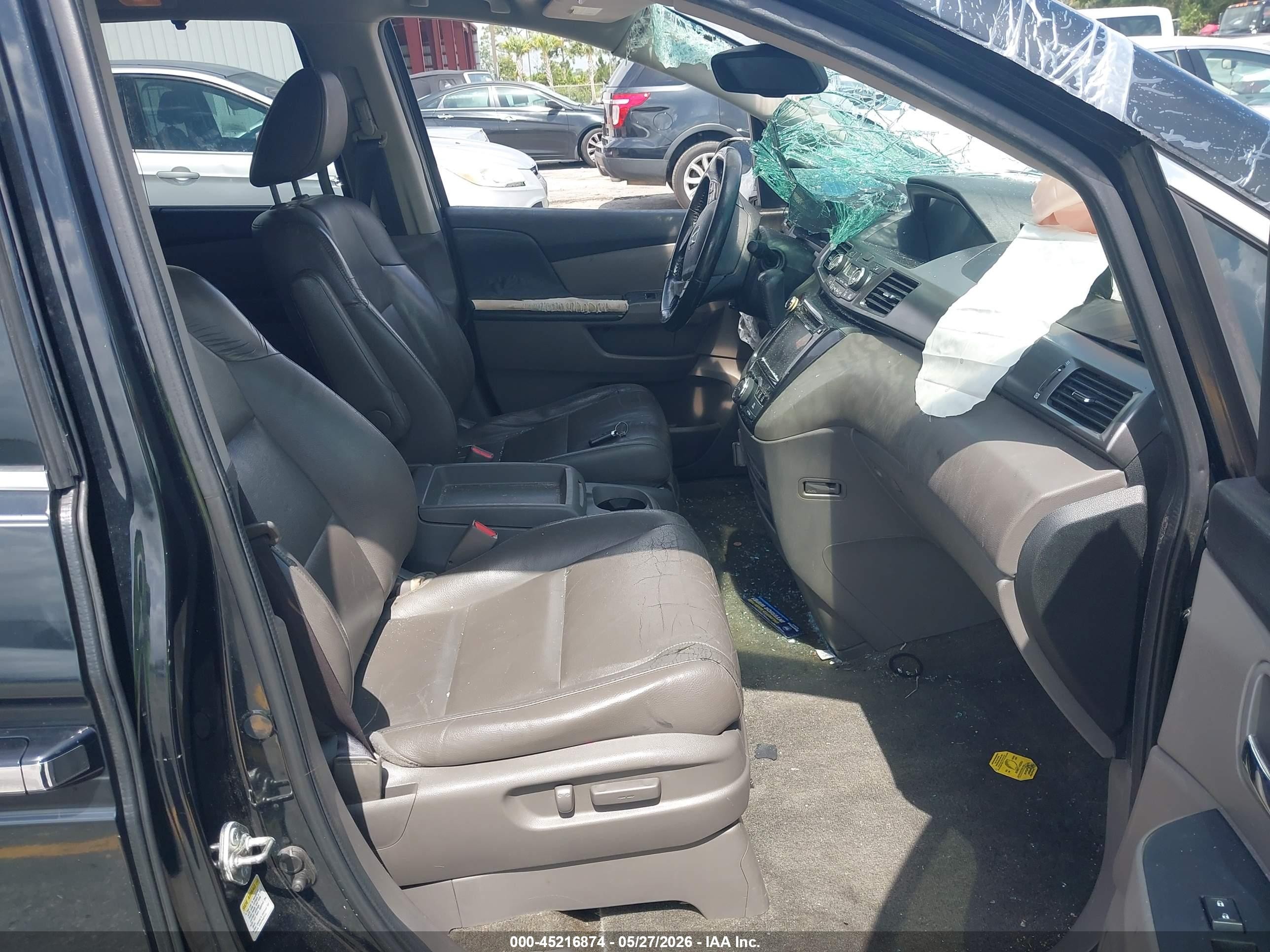 2014 Honda Odyssey Touring/touring Elite Black vin: 5FNRL5H99EB074993