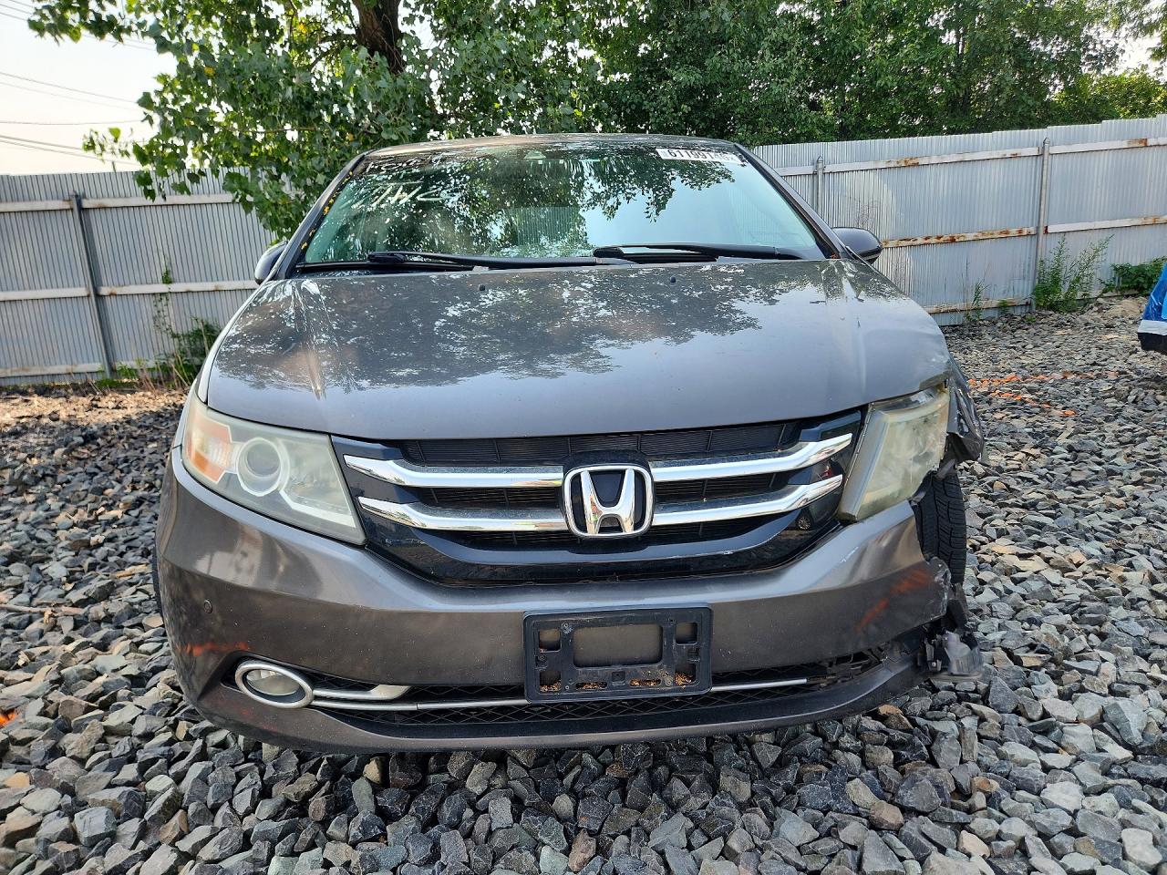 2014 Honda Odyssey Touring/touring Elite Gray vin: 5FNRL5H99EB111640