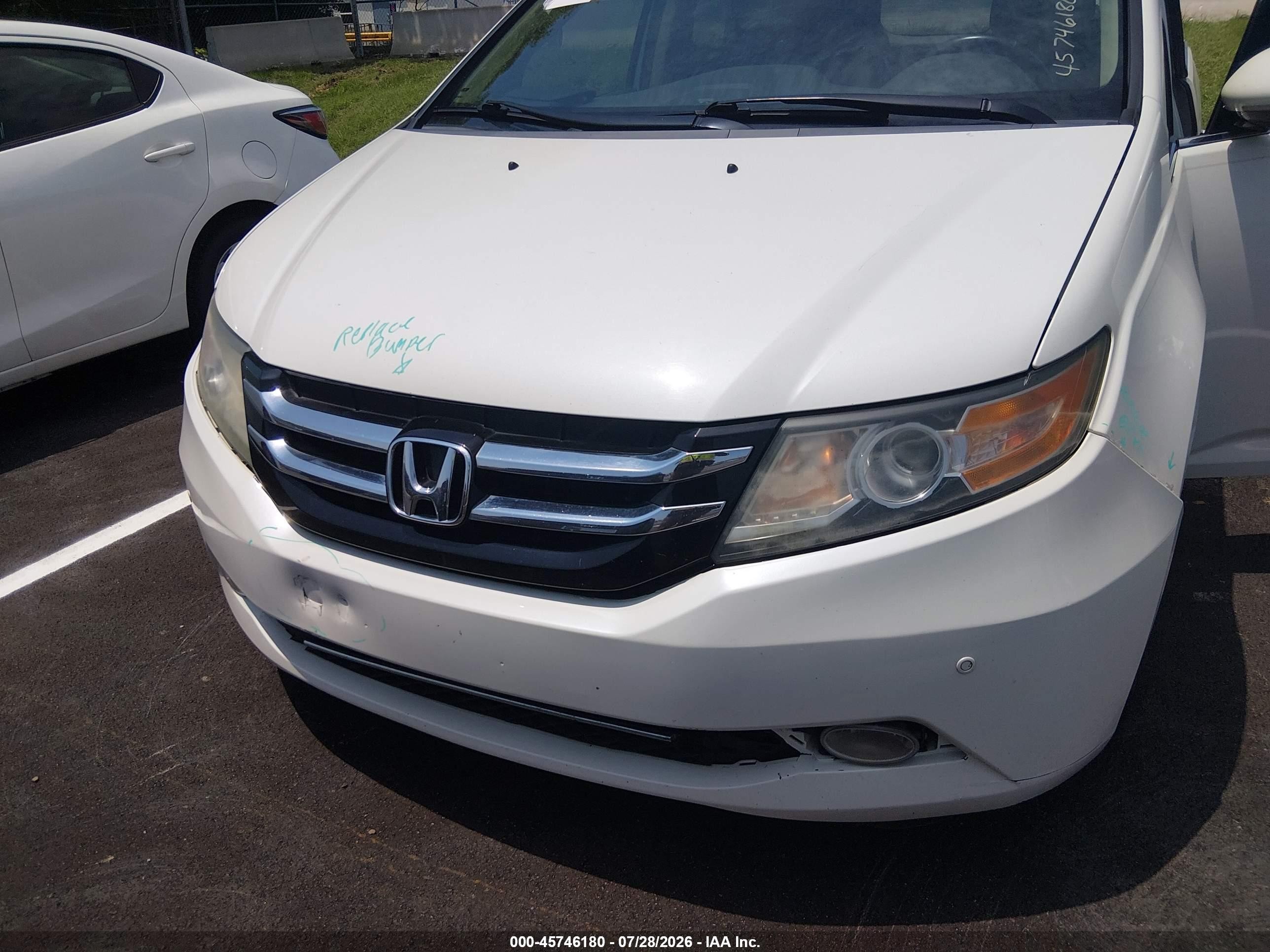 2015 Honda Odyssey Touring/touring Elite White vin: 5FNRL5H99FB006792