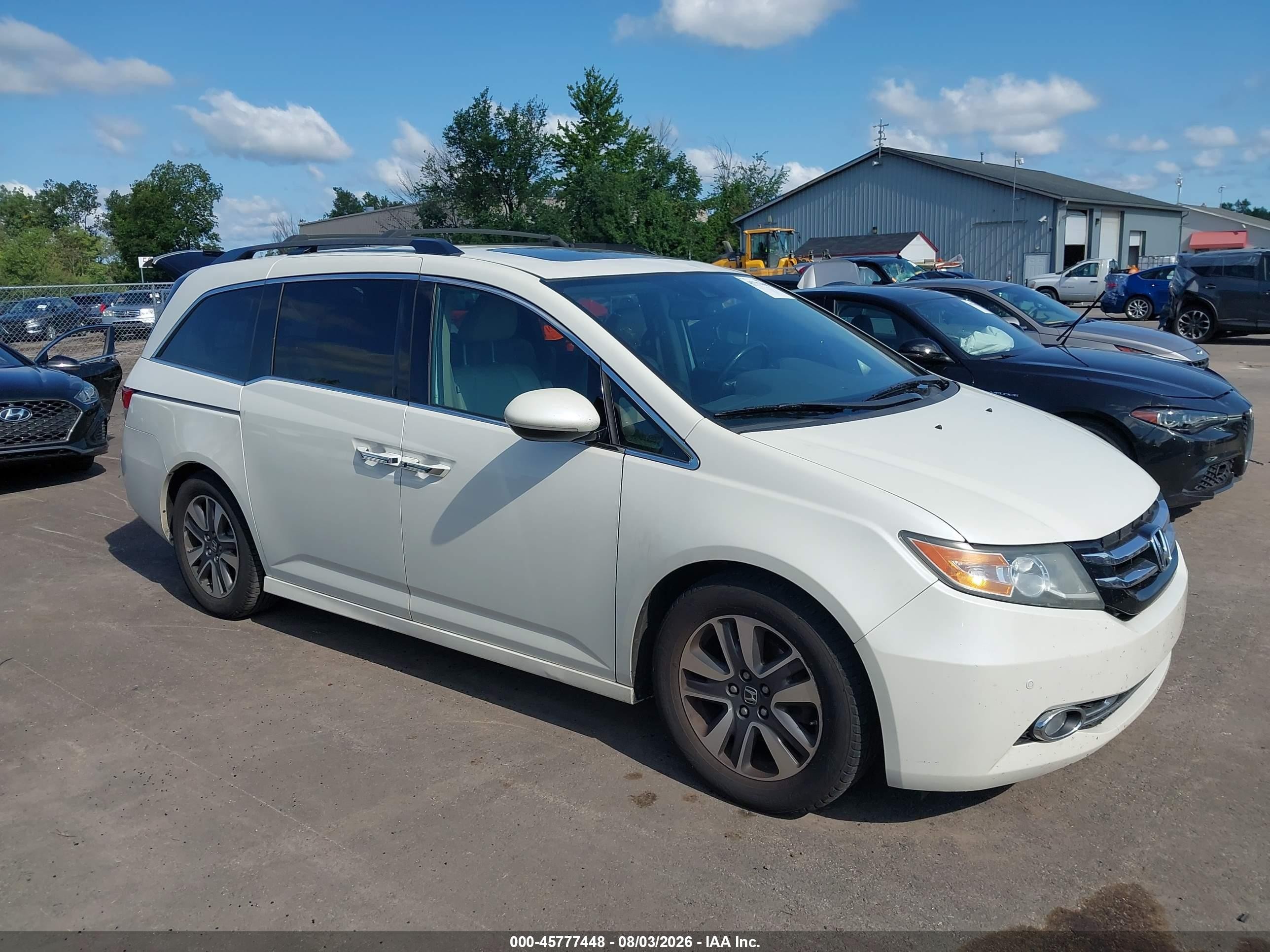 2015 Honda Odyssey Touring/touring Elite White vin: 5FNRL5H99FB032504