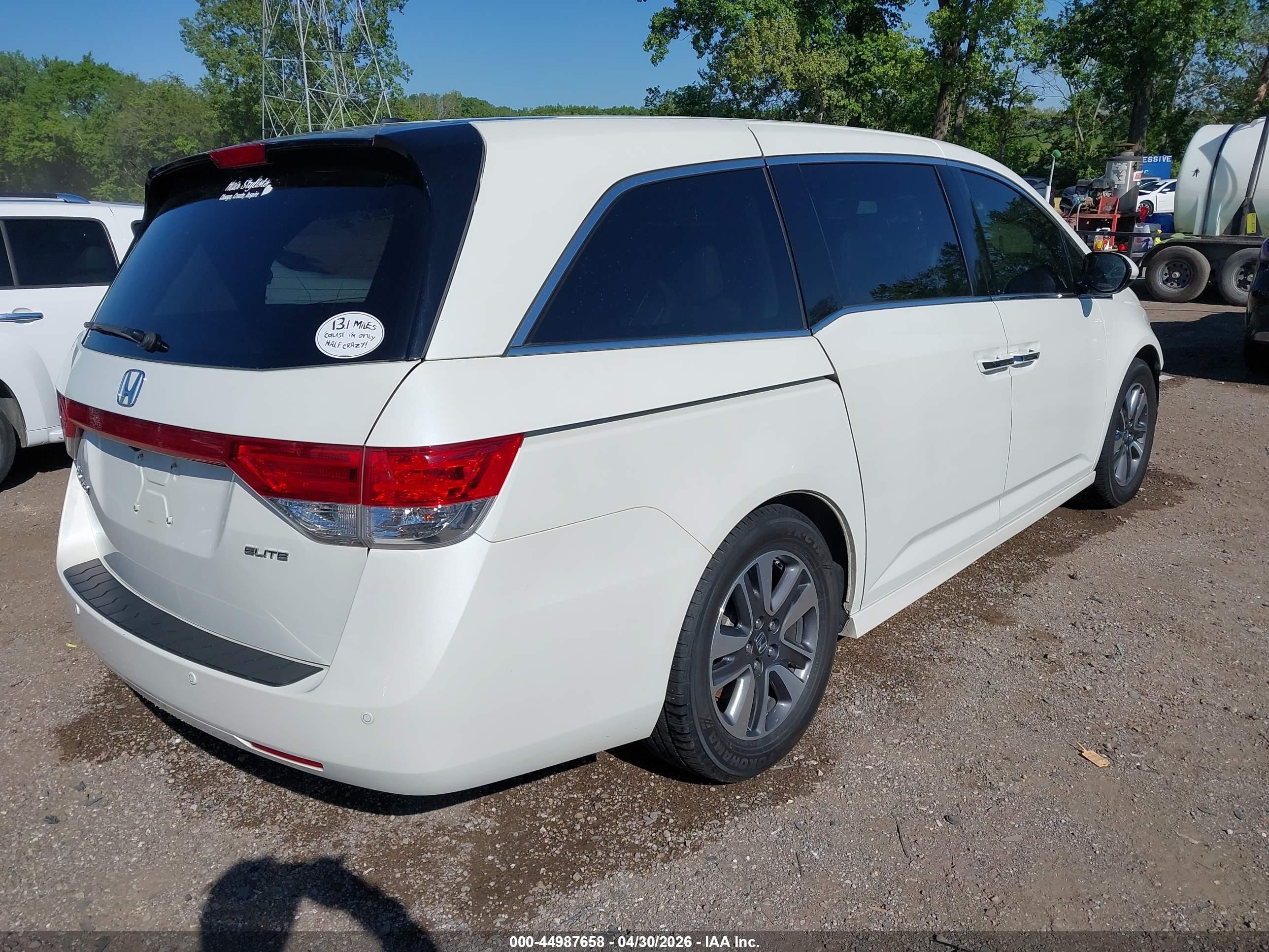 2015 Honda Odyssey Touring/touring Elite White vin: 5FNRL5H99FB045950