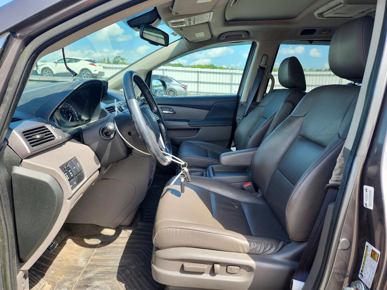 2015 Honda Odyssey Touring Gray vin: 5FNRL5H99FB112871