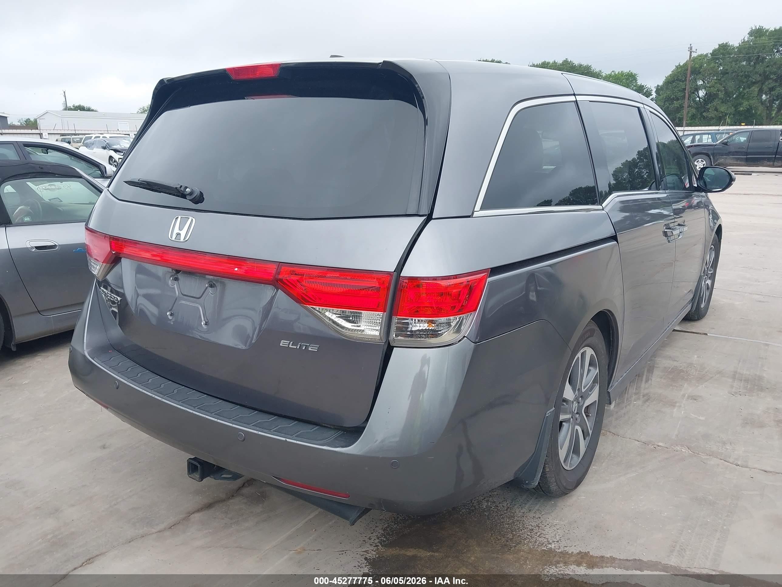 2015 Honda Odyssey Touring/touring Elite Gray vin: 5FNRL5H99FB127175
