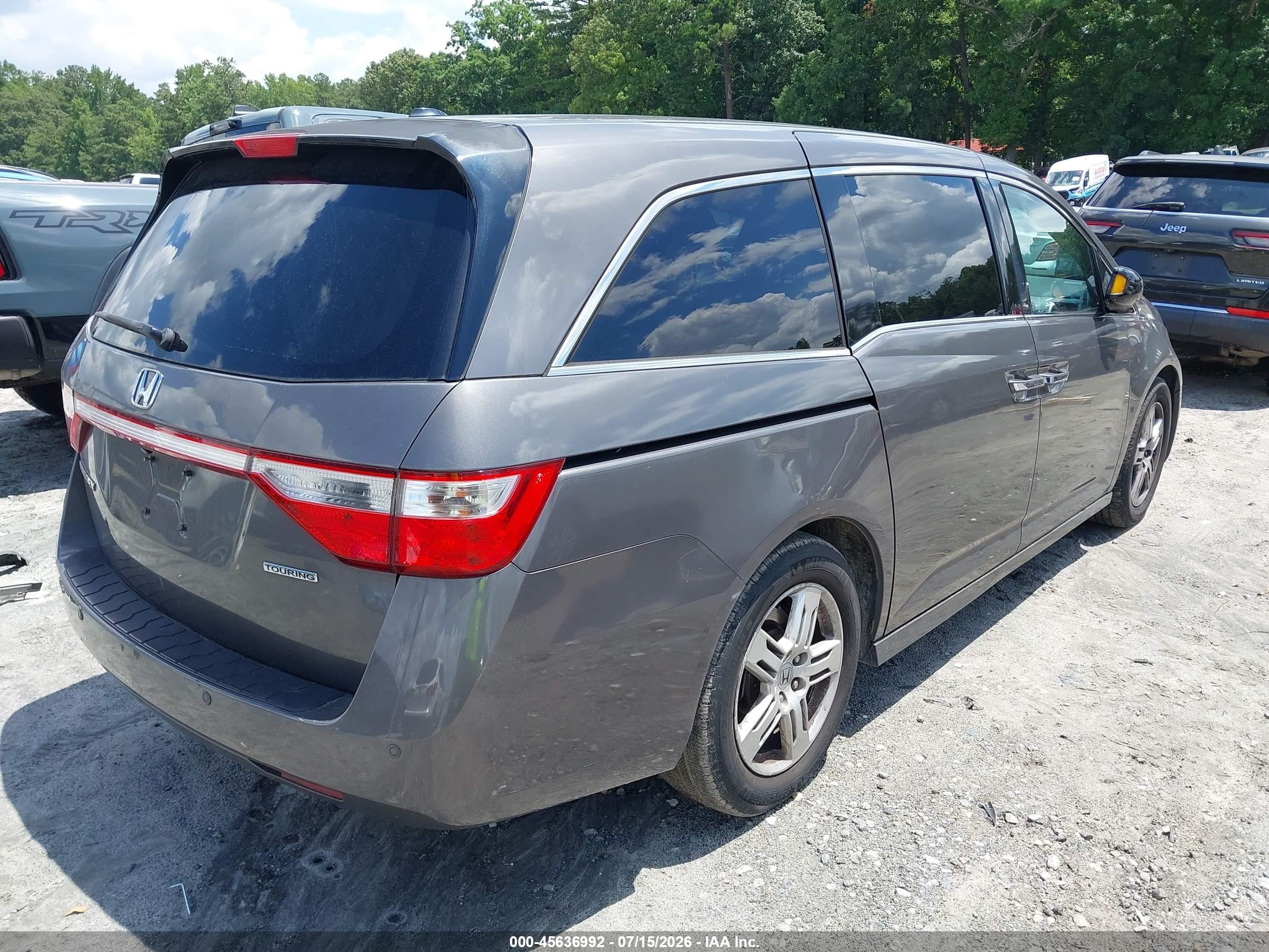 2011 Honda Odyssey Touring/touring Elite Gray vin: 5FNRL5H9XBB031923