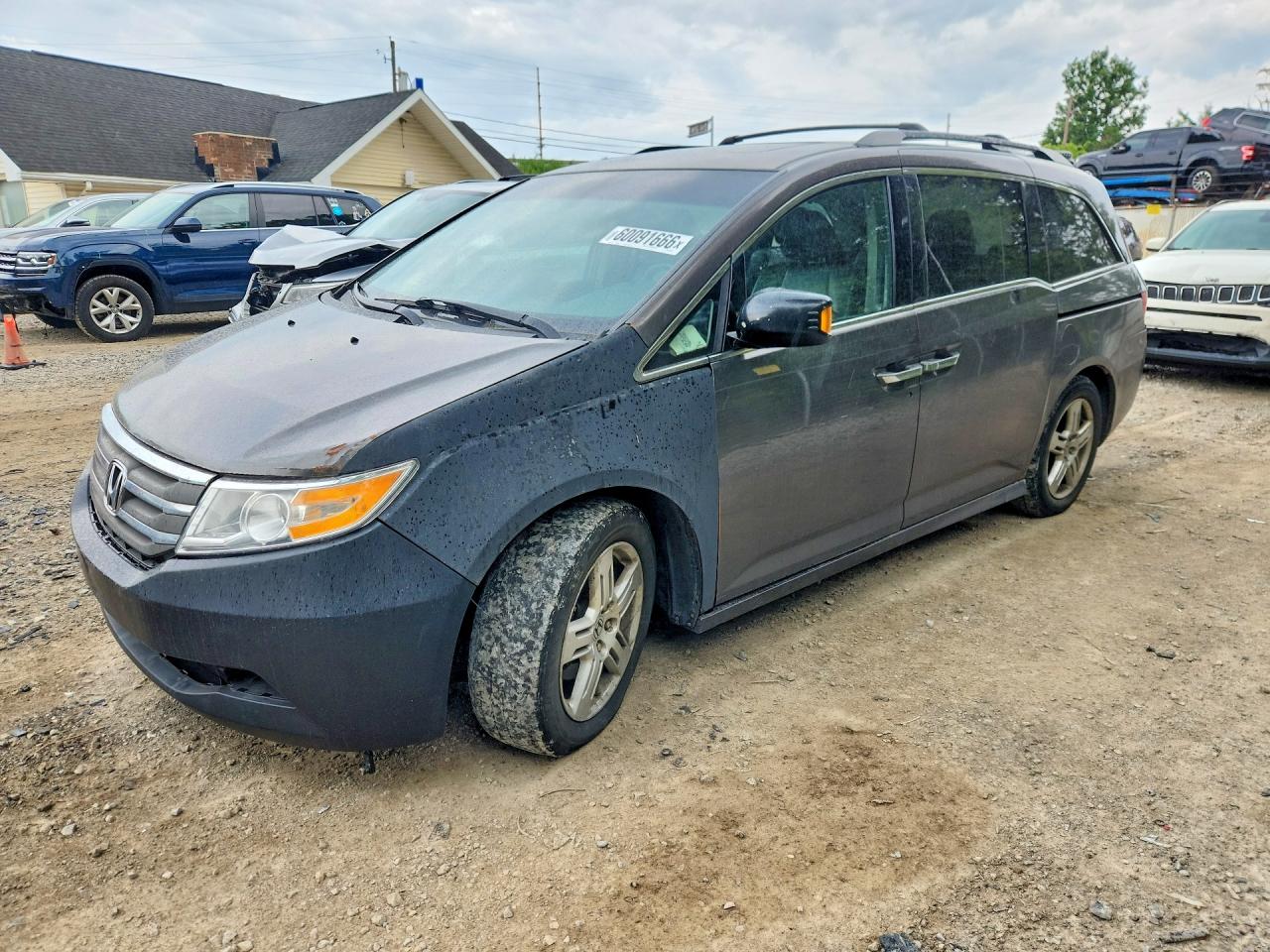 2011 Honda Odyssey Touring Угольный vin: 5FNRL5H9XBB049161