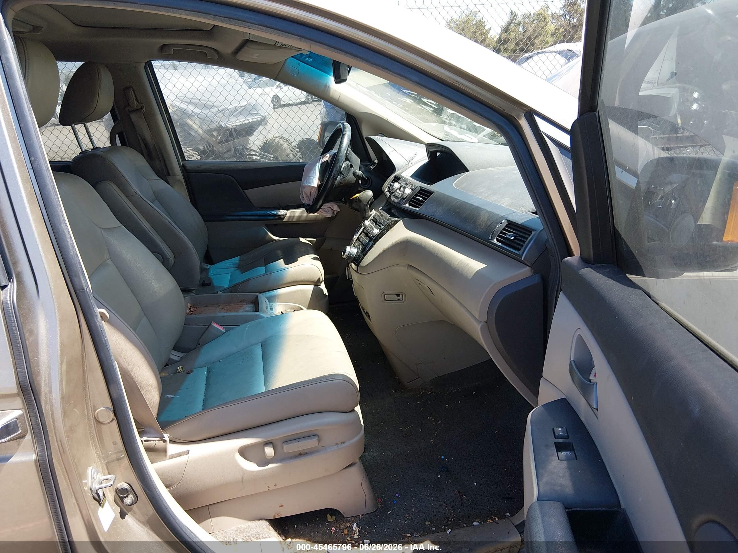 2011 Honda Odyssey Touring/touring Elite Brown vin: 5FNRL5H9XBB092852