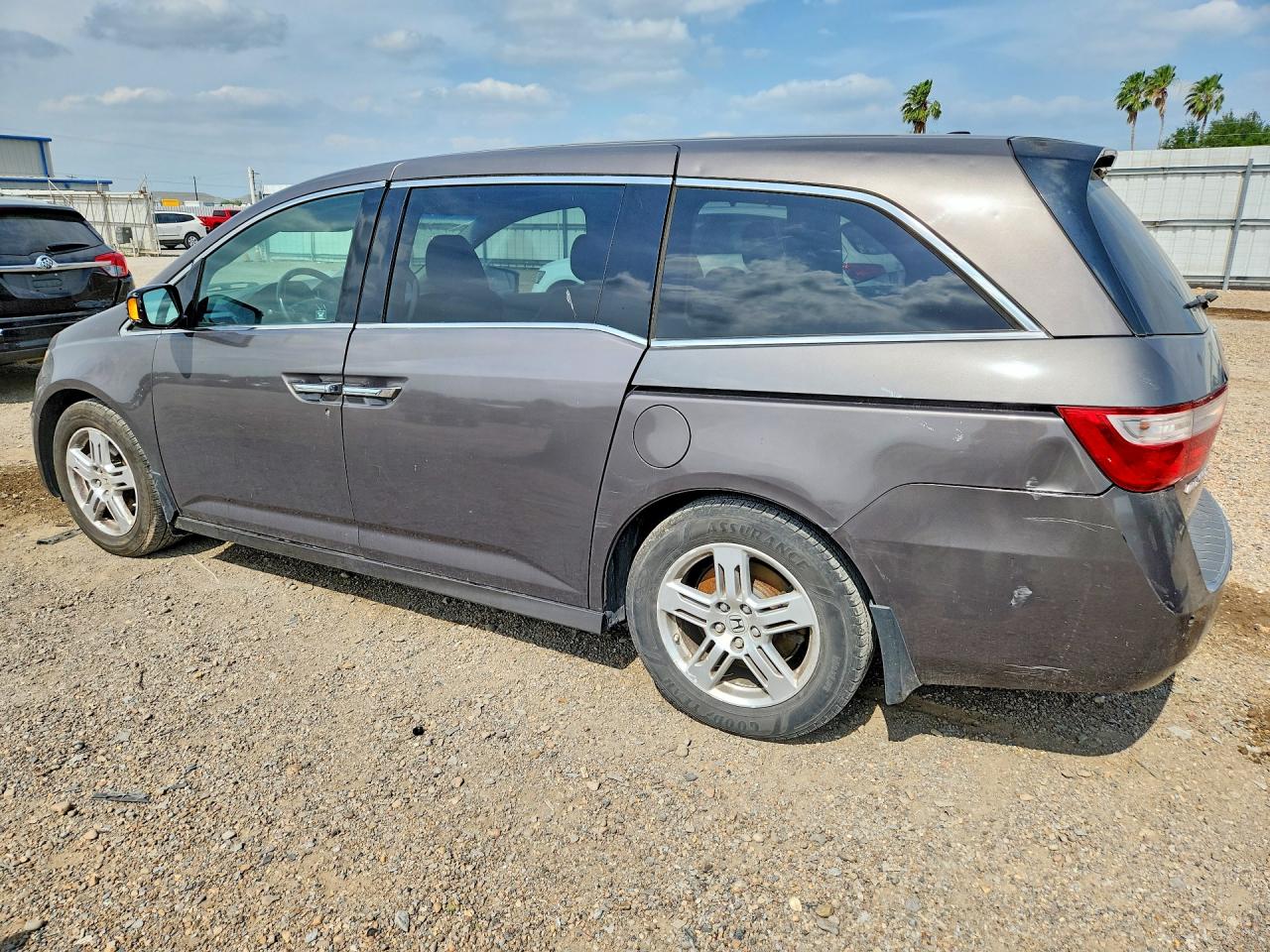 2012 Honda Odyssey Touring Gray vin: 5FNRL5H9XCB058475