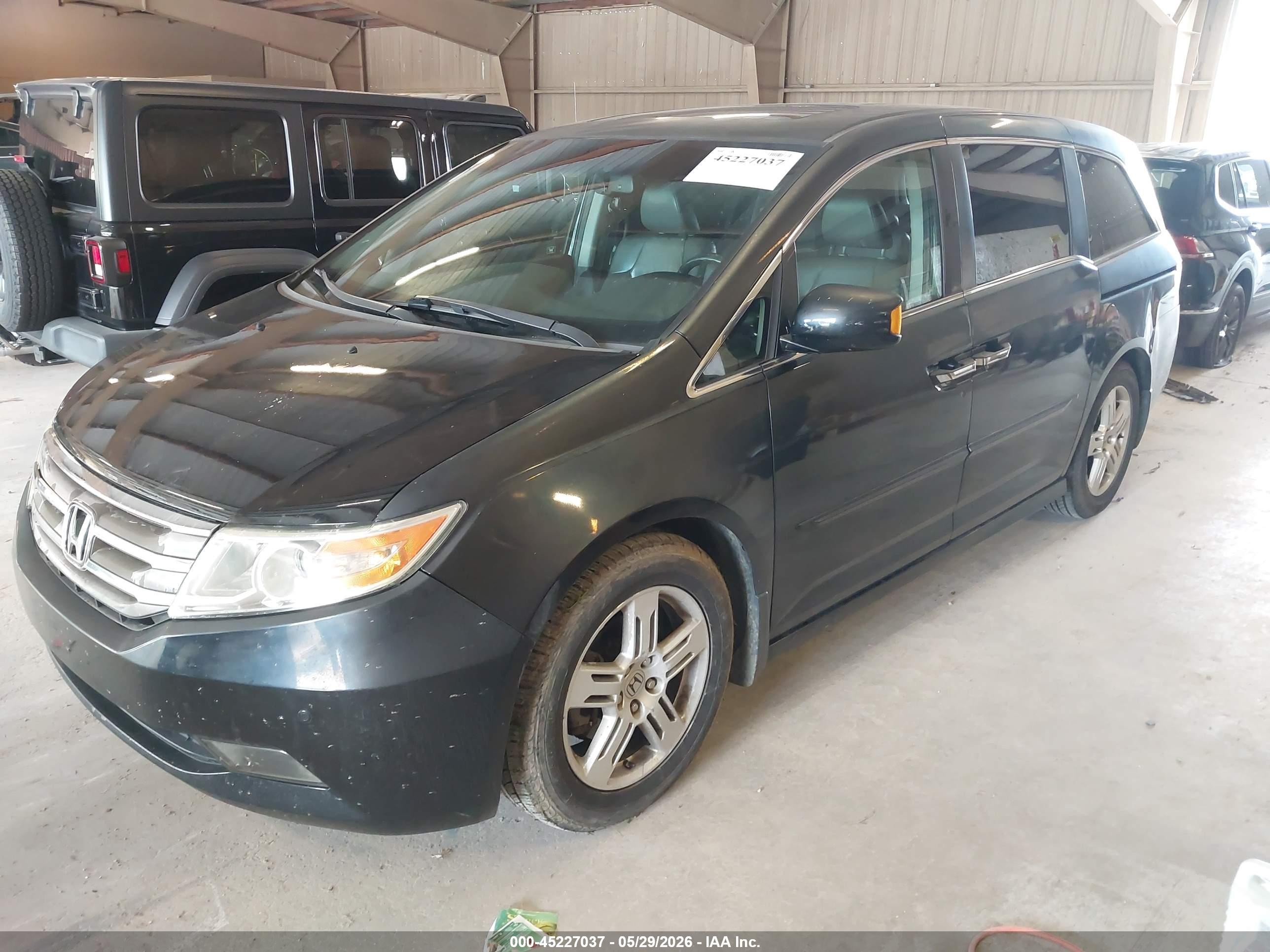 2012 Honda Odyssey Touring/touring Elite Черный vin: 5FNRL5H9XCB064146