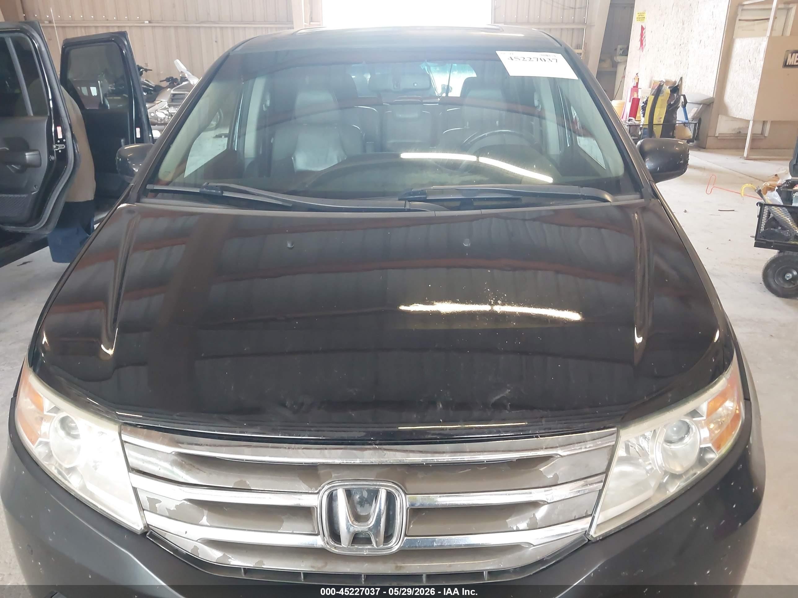 2012 Honda Odyssey Touring/touring Elite Черный vin: 5FNRL5H9XCB064146