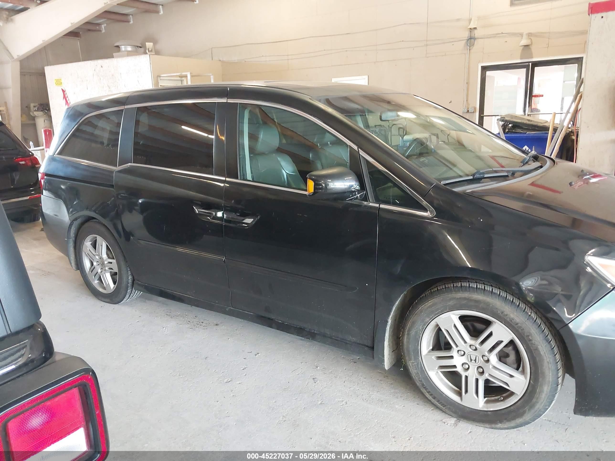 2012 Honda Odyssey Touring/touring Elite Черный vin: 5FNRL5H9XCB064146