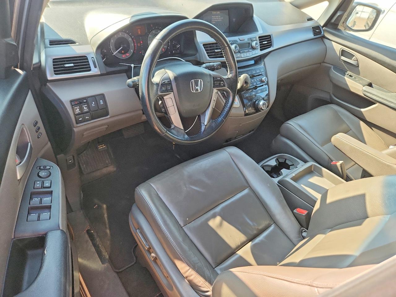 2012 Honda Odyssey Touring Gray vin: 5FNRL5H9XCB077639
