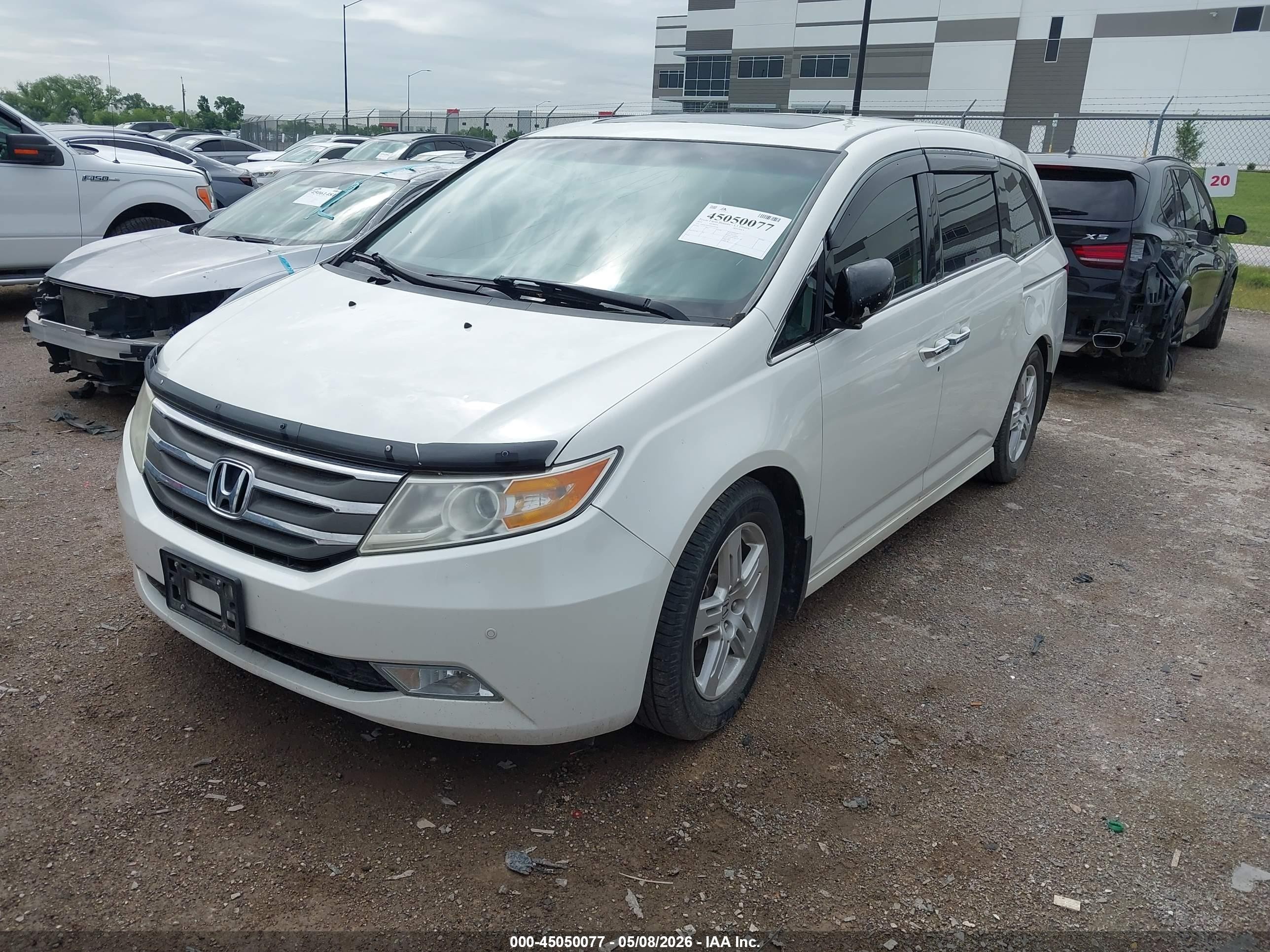 2012 Honda Odyssey Touring/touring Elite White vin: 5FNRL5H9XCB145566