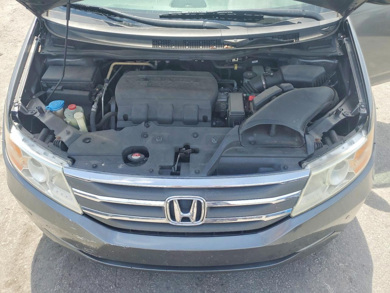 2013 Honda Odyssey Touring Серый vin: 5FNRL5H9XDB009987