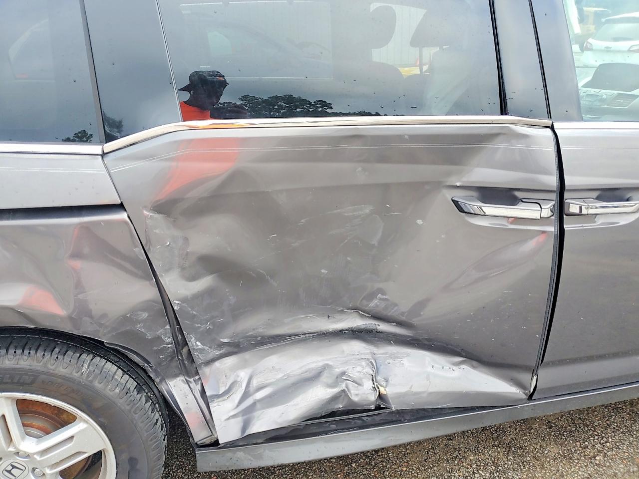 2013 Honda Odyssey Touring Gray vin: 5FNRL5H9XDB034985