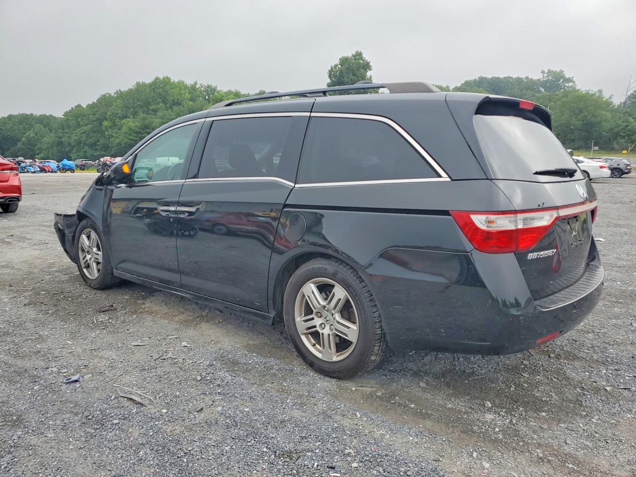 2013 Honda Odyssey Touring Black vin: 5FNRL5H9XDB045050