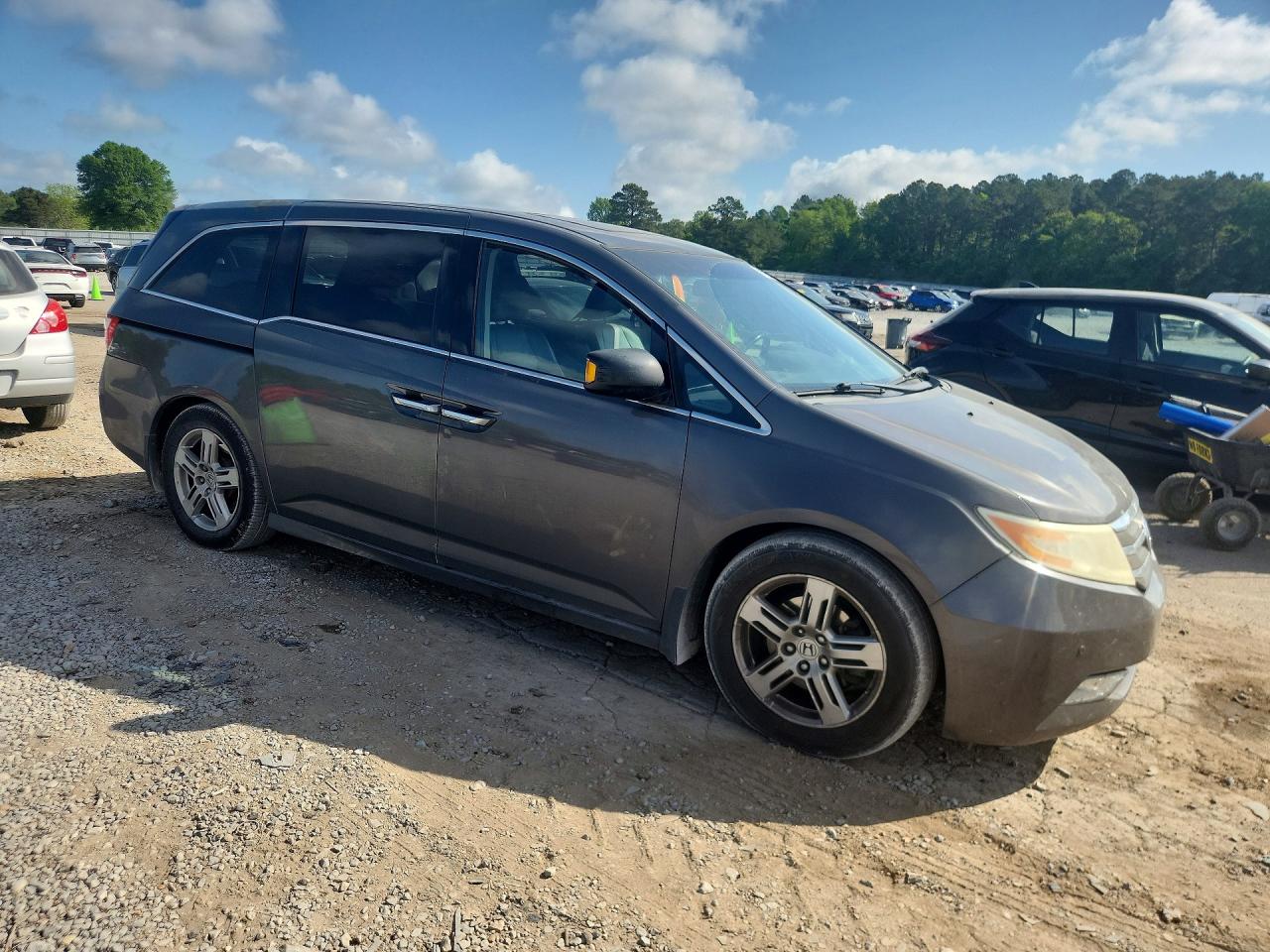 2013 Honda Odyssey Touring Серый vin: 5FNRL5H9XDB089260