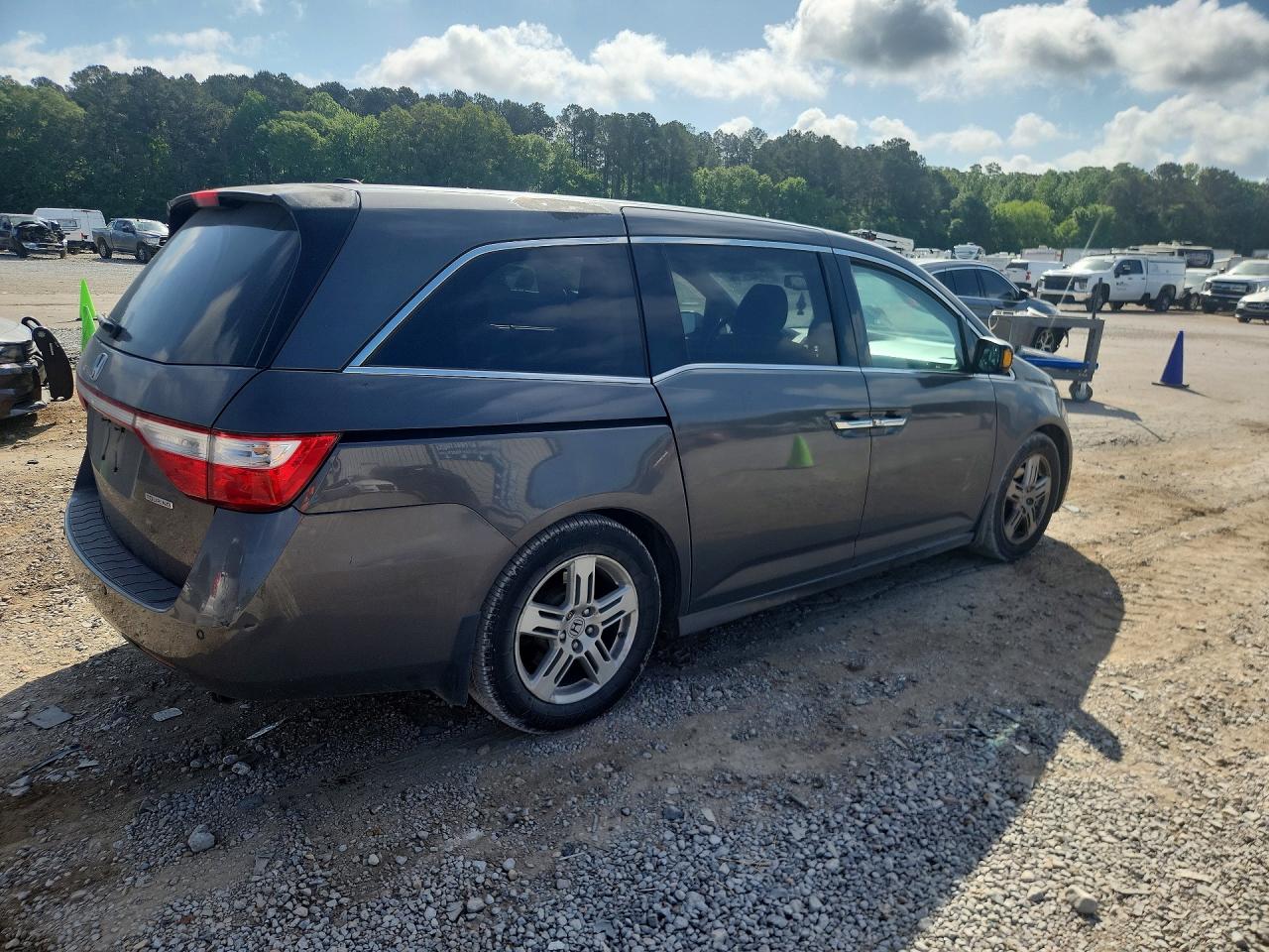 2013 Honda Odyssey Touring Серый vin: 5FNRL5H9XDB089260