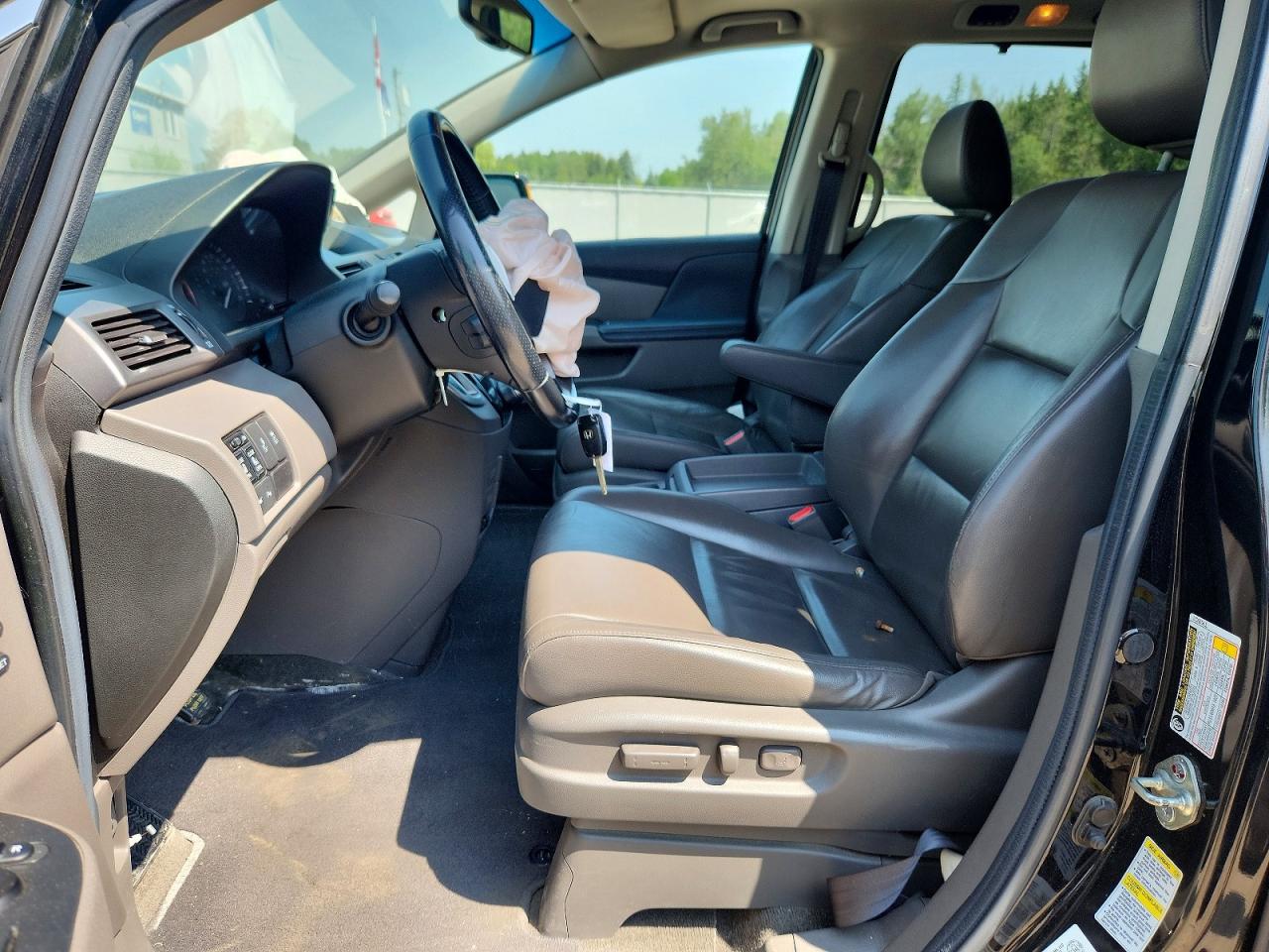 2013 Honda Odyssey Touring Black vin: 5FNRL5H9XDB503413