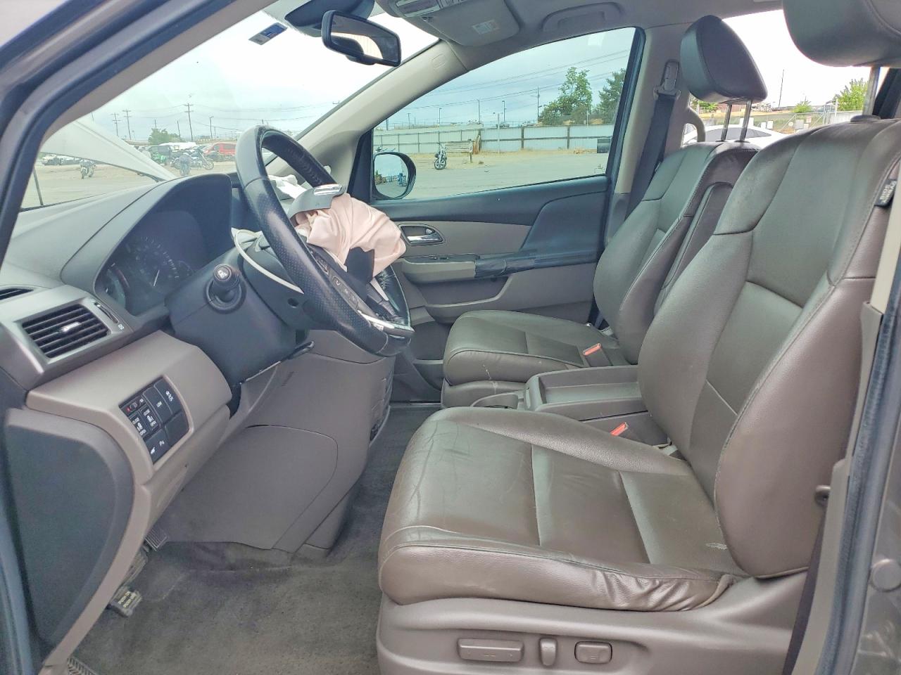 2014 Honda Odyssey Touring Серый vin: 5FNRL5H9XEB005908