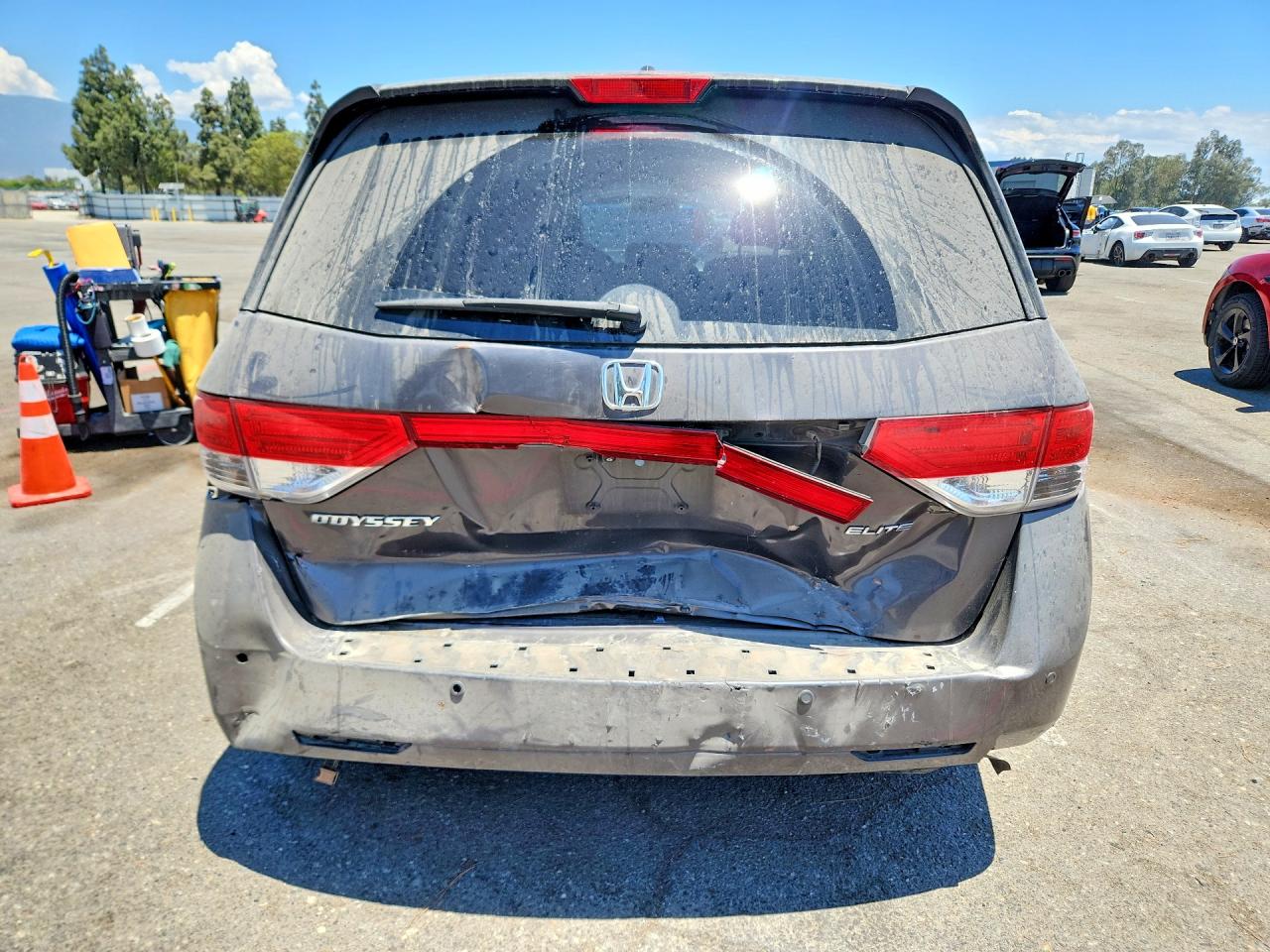 2014 Honda Odyssey Touring/touring Elite Charcoal vin: 5FNRL5H9XEB093231