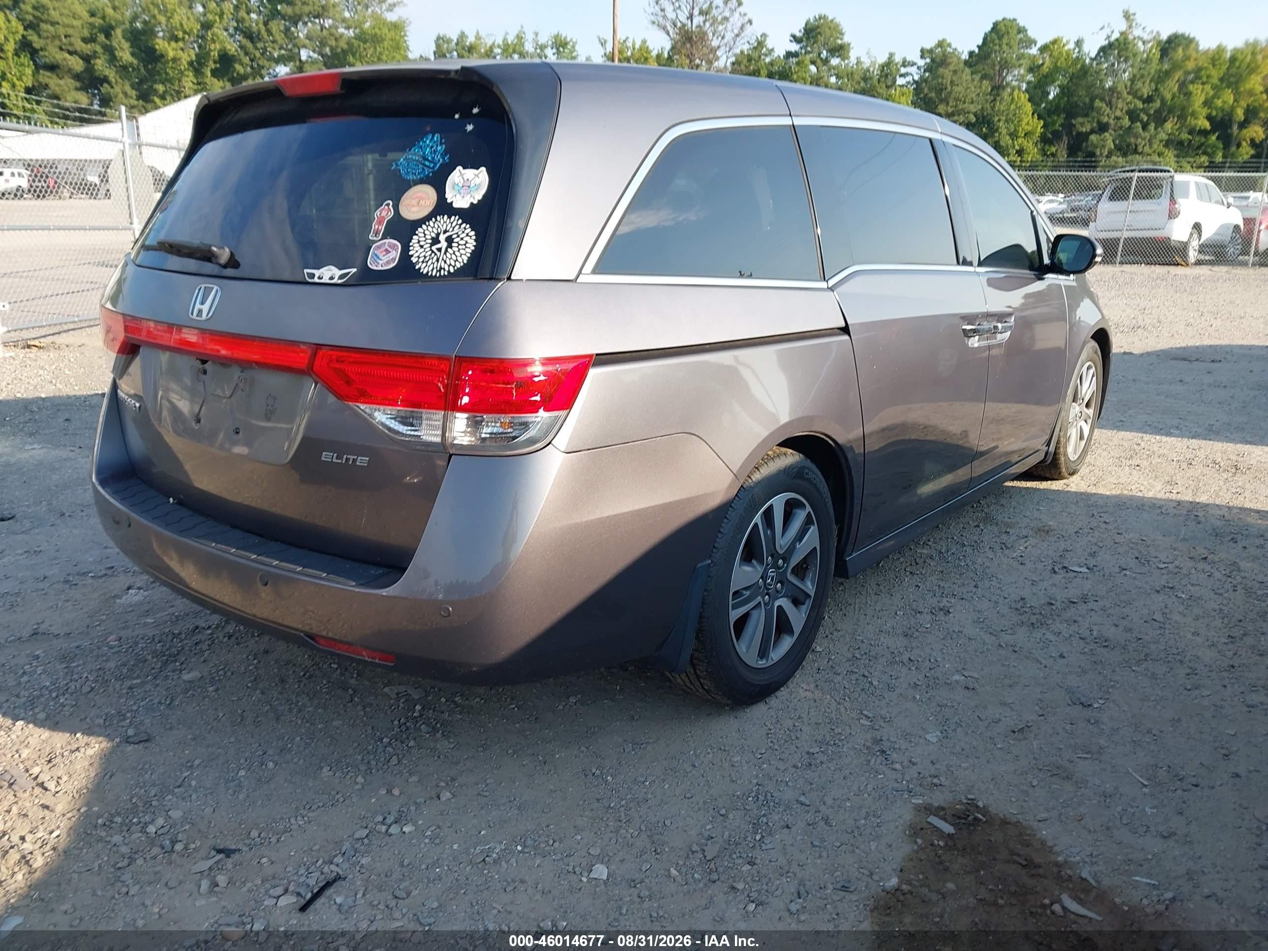 2015 Honda Odyssey Touring/touring Elite Gray vin: 5FNRL5H9XFB037940