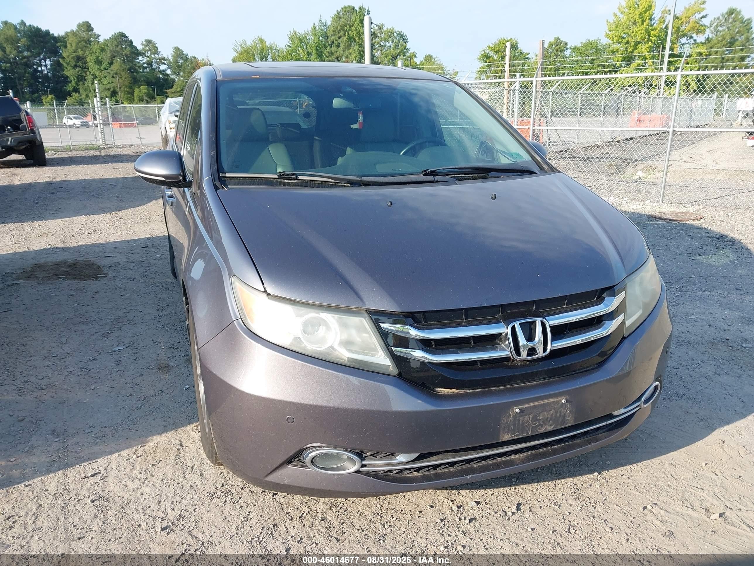 2015 Honda Odyssey Touring/touring Elite Gray vin: 5FNRL5H9XFB037940
