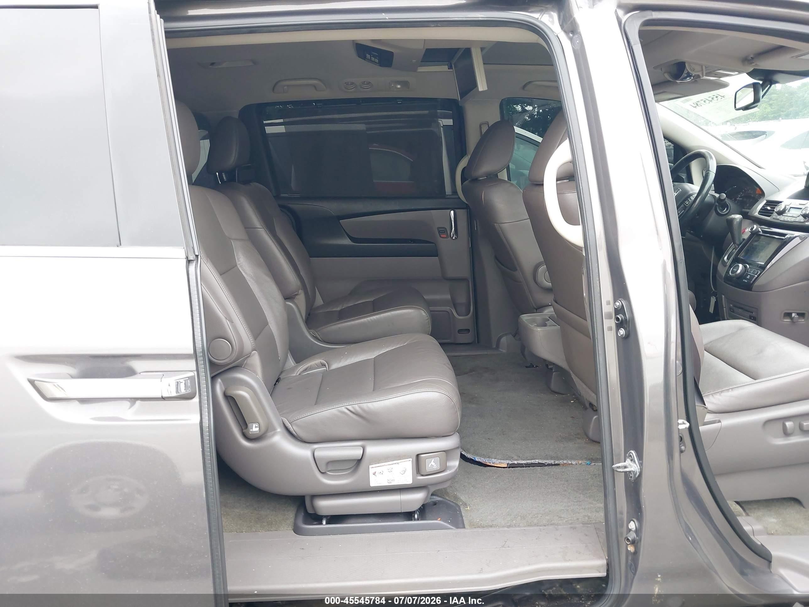 2015 Honda Odyssey Touring/touring Elite Gray vin: 5FNRL5H9XFB062496