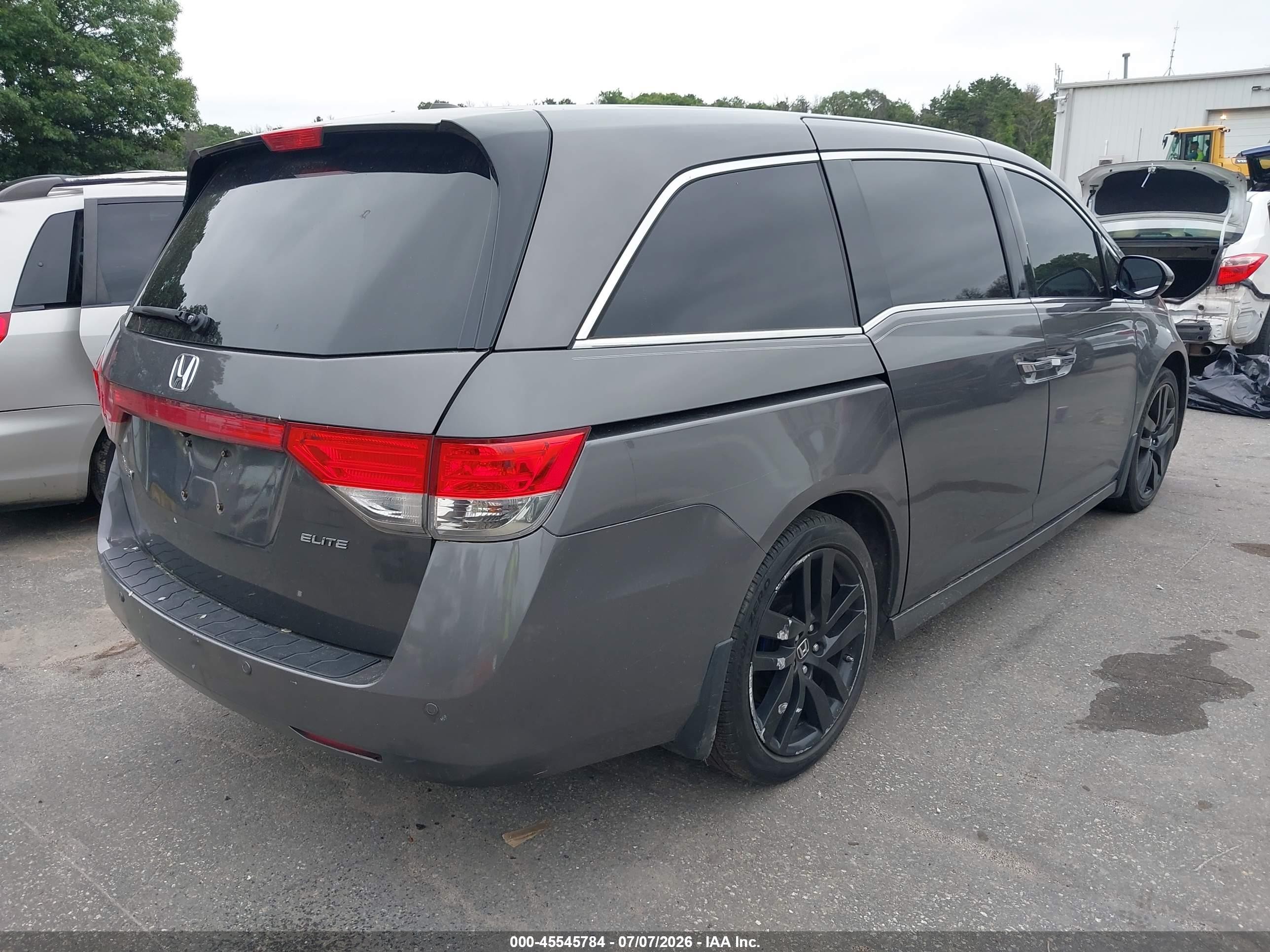 2015 Honda Odyssey Touring/touring Elite Gray vin: 5FNRL5H9XFB062496