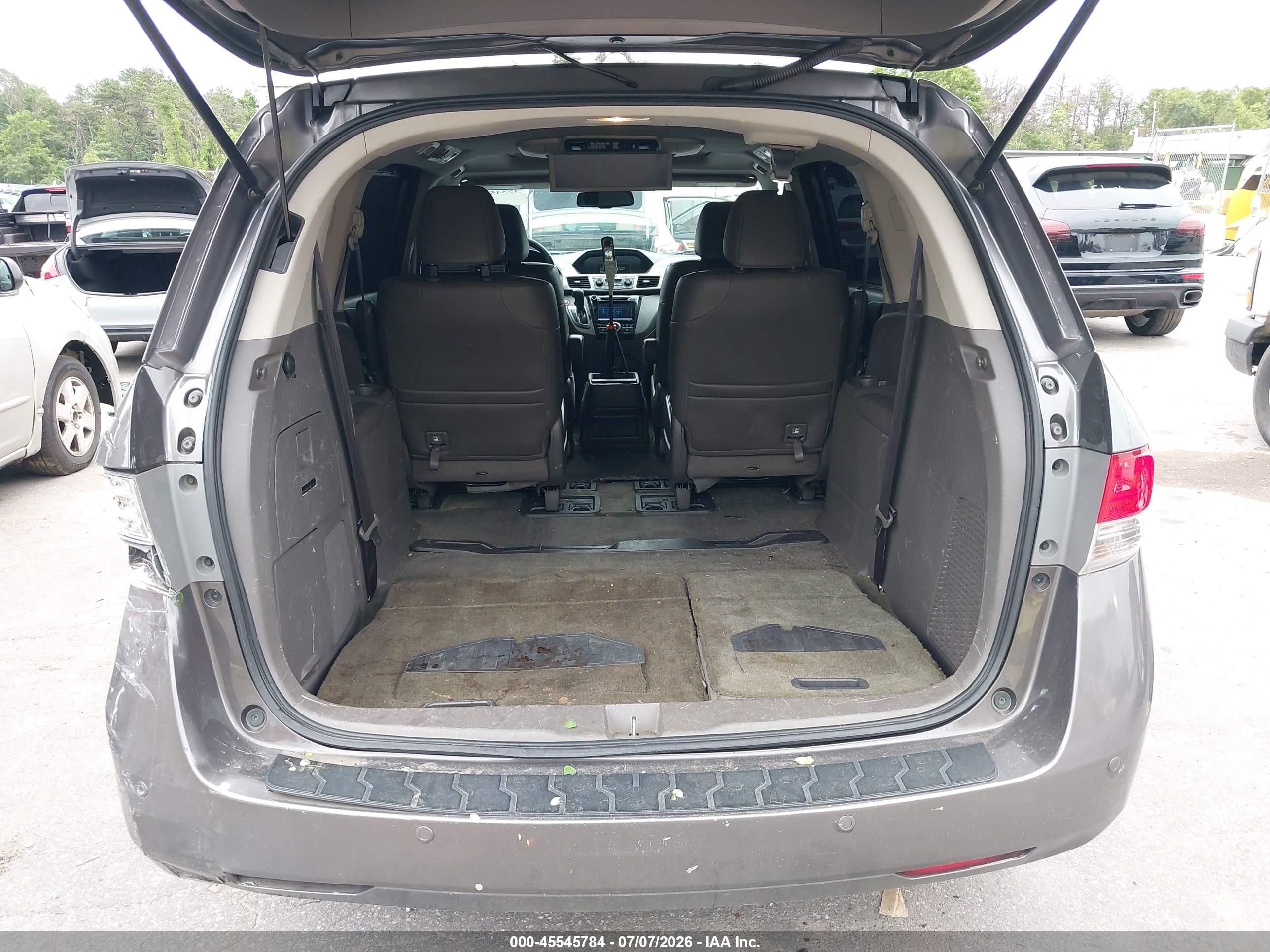 2015 Honda Odyssey Touring/touring Elite Gray vin: 5FNRL5H9XFB062496