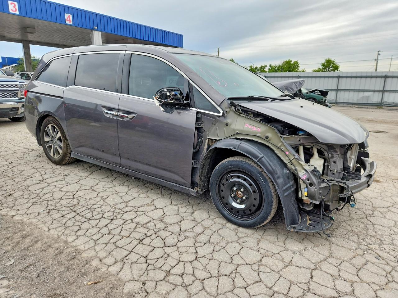 2015 Honda Odyssey Touring Серый vin: 5FNRL5H9XFB075913