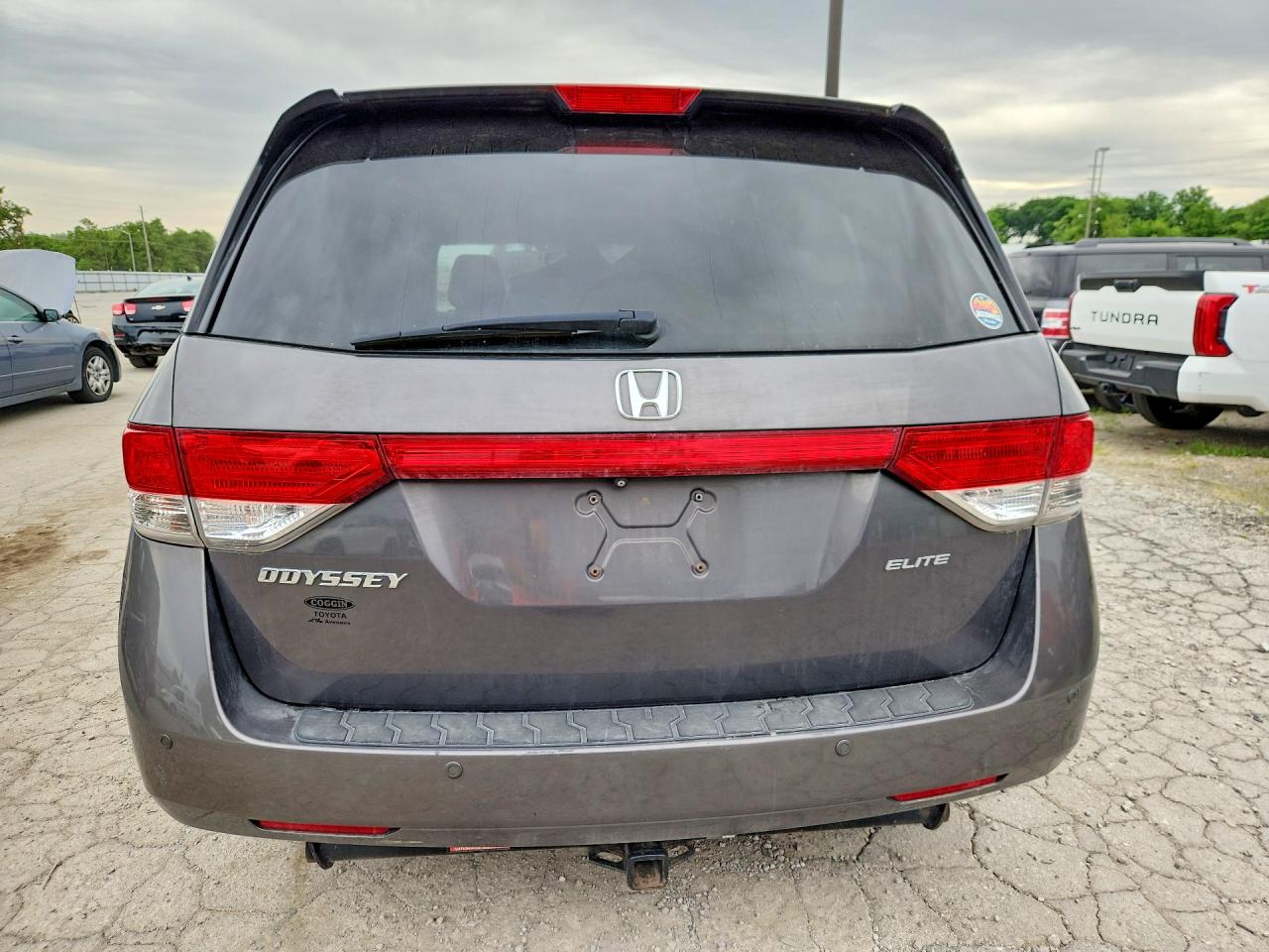 2015 Honda Odyssey Touring Серый vin: 5FNRL5H9XFB075913