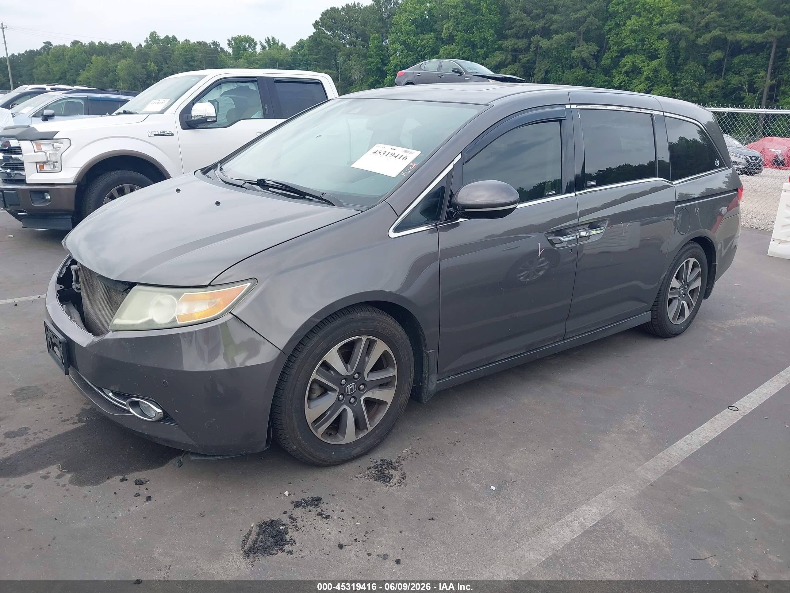 2015 Honda Odyssey Touring/touring Elite Gray vin: 5FNRL5H9XFB103595