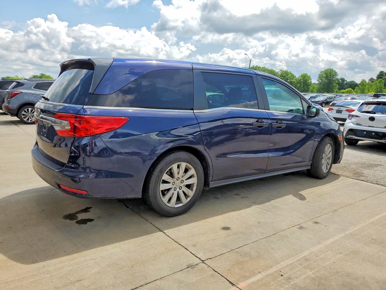 2019 Honda Odyssey Lx Blue vin: 5FNRL6H22KB104159