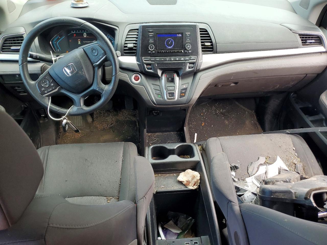 2019 Honda Odyssey Lx Silver vin: 5FNRL6H23KB125084