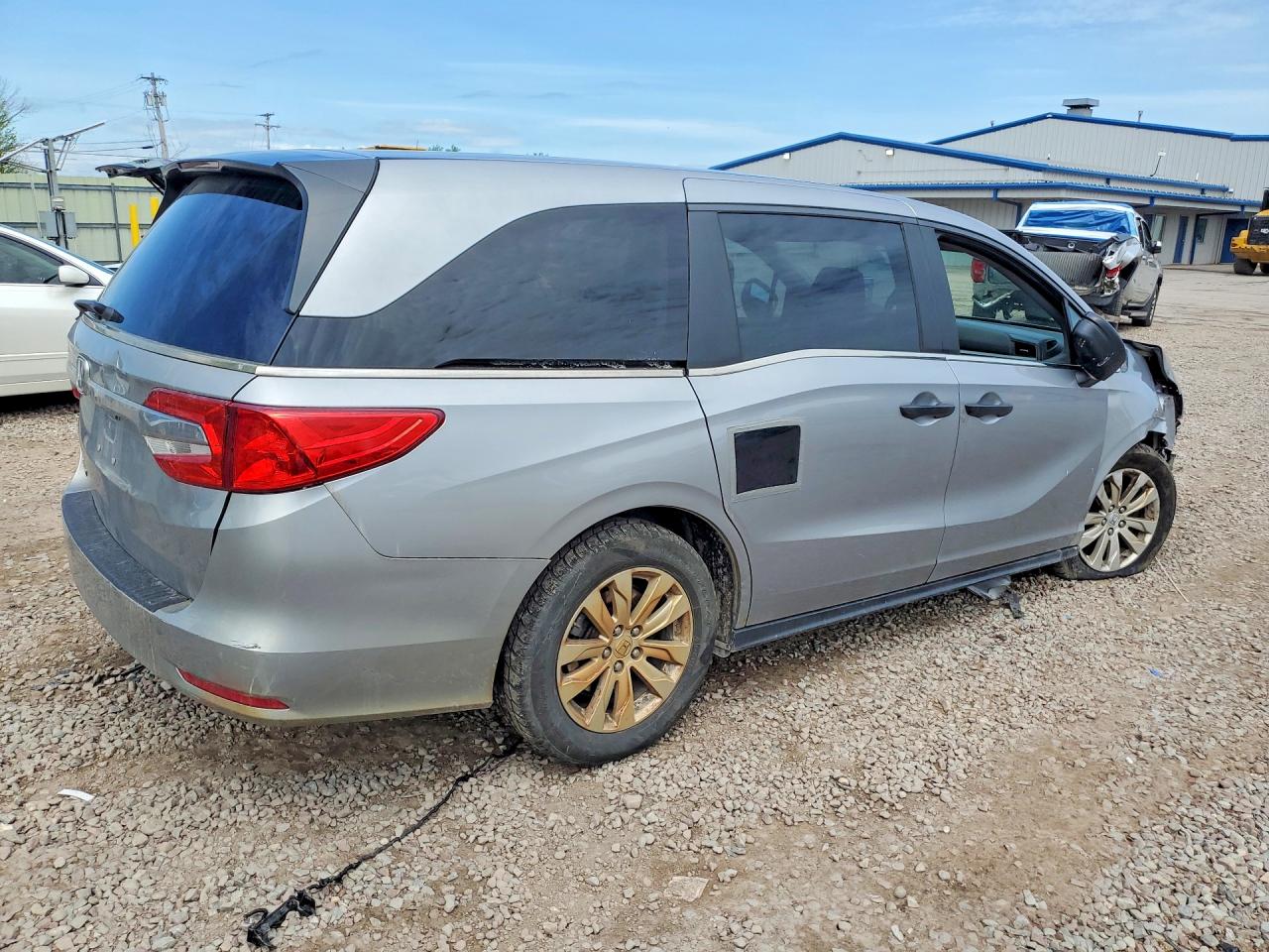 2019 Honda Odyssey Lx Silver vin: 5FNRL6H23KB125084