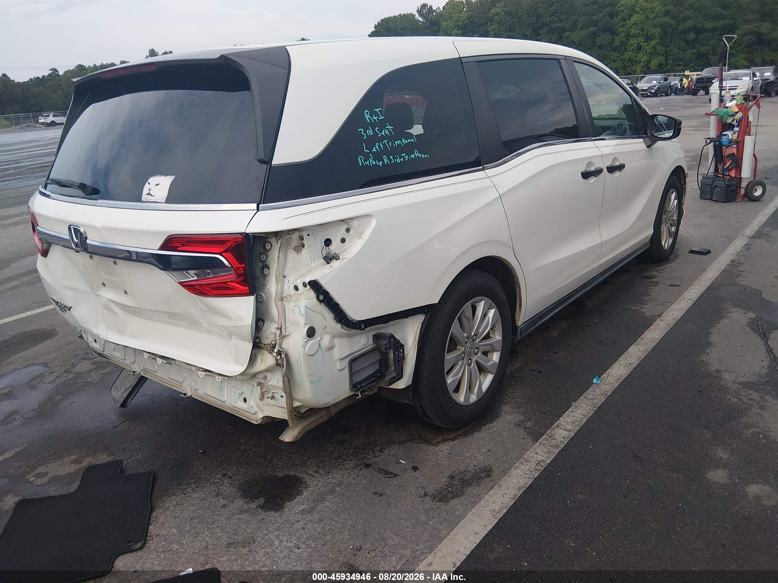2019 Honda Odyssey Lx White vin: 5FNRL6H26KB041812