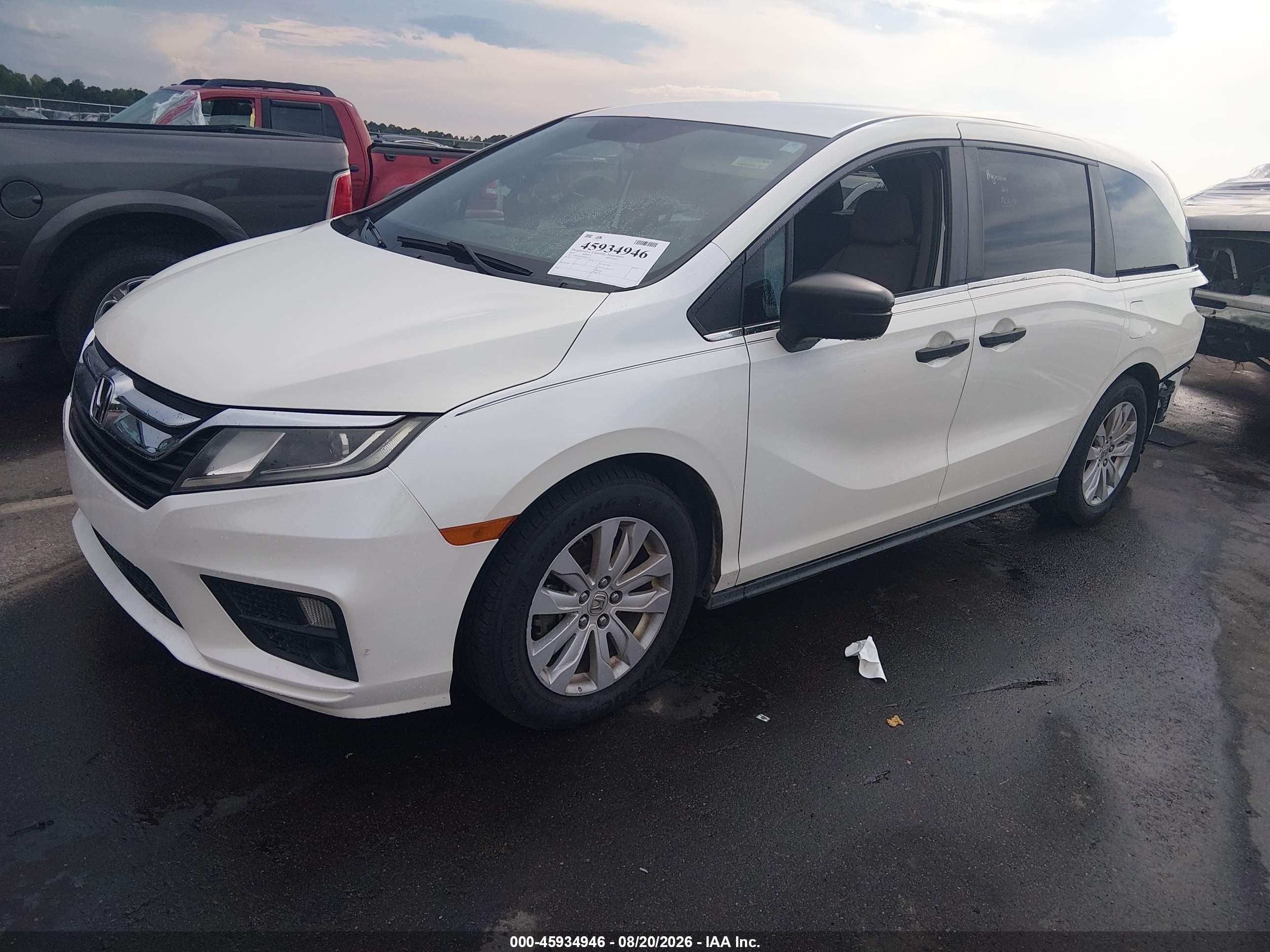 2019 Honda Odyssey Lx White vin: 5FNRL6H26KB041812