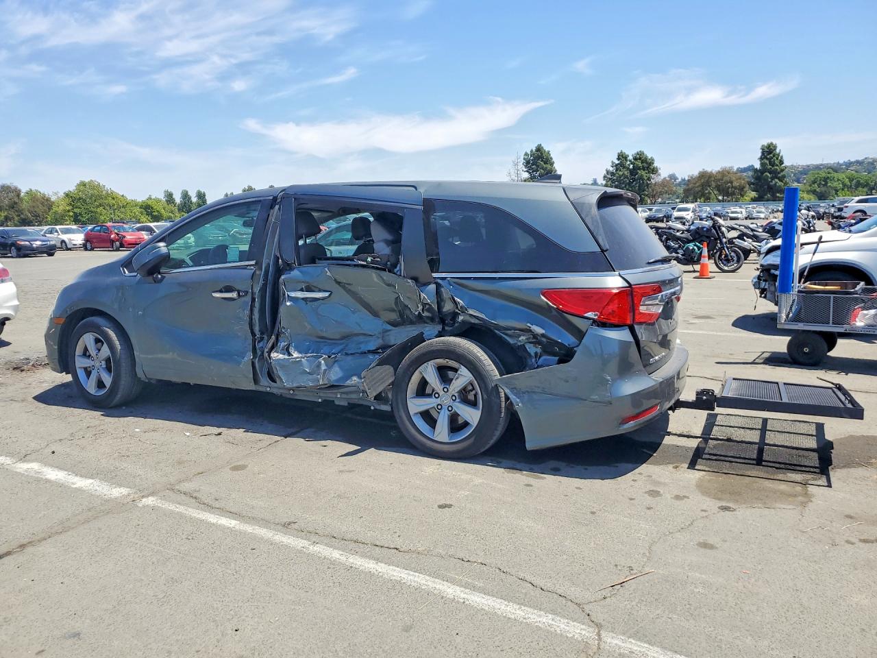 2019 Honda Odyssey Ex Gray vin: 5FNRL6H56KB011591