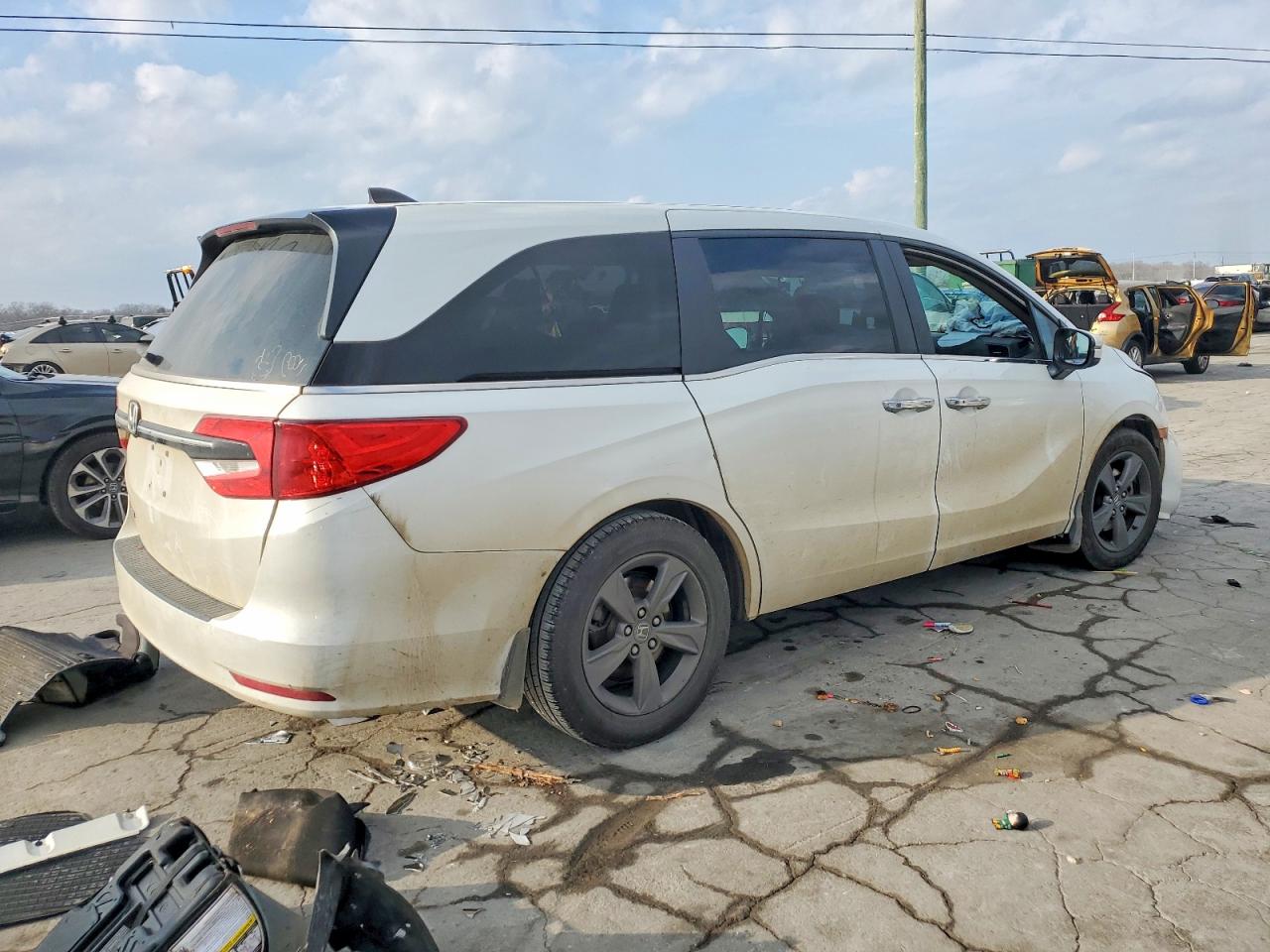 2021 Honda Odyssey Ex White vin: 5FNRL6H56MB017653