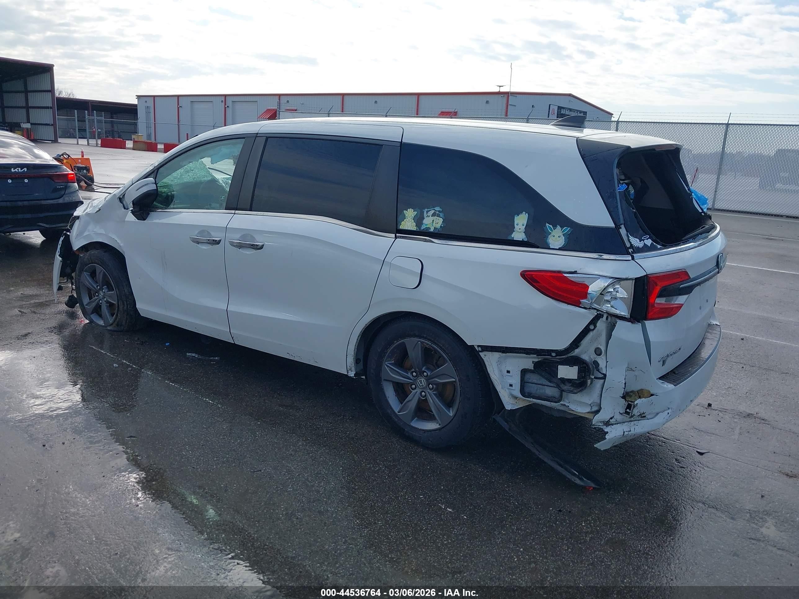 2021 Honda Odyssey Ex White vin: 5FNRL6H59MB031496