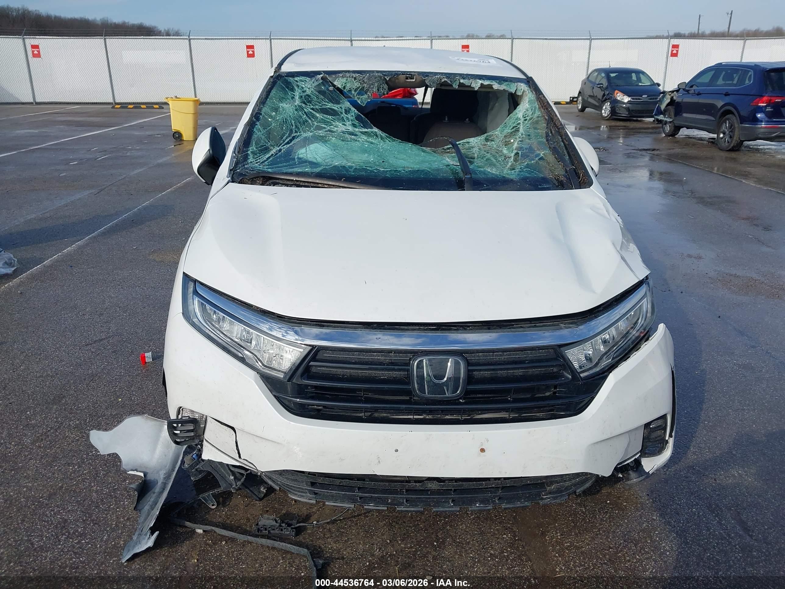 2021 Honda Odyssey Ex White vin: 5FNRL6H59MB031496
