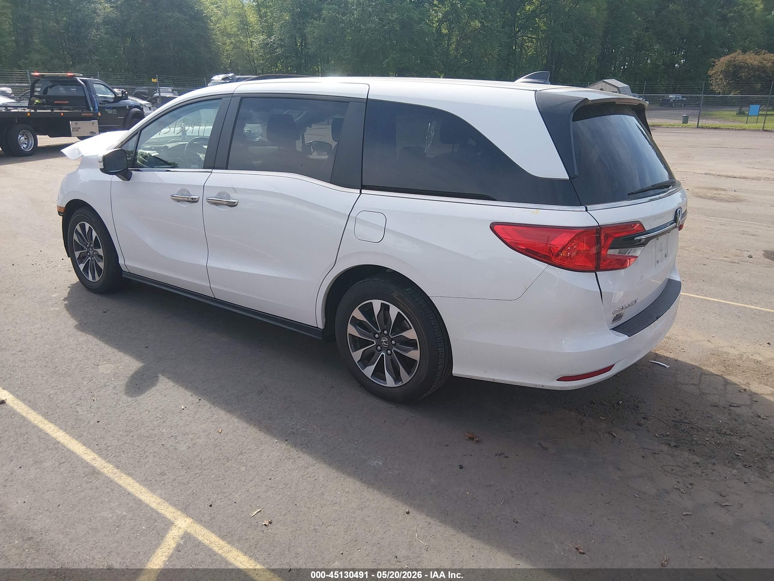 2024 Honda Odyssey Ex-l White vin: 5FNRL6H63RB032613