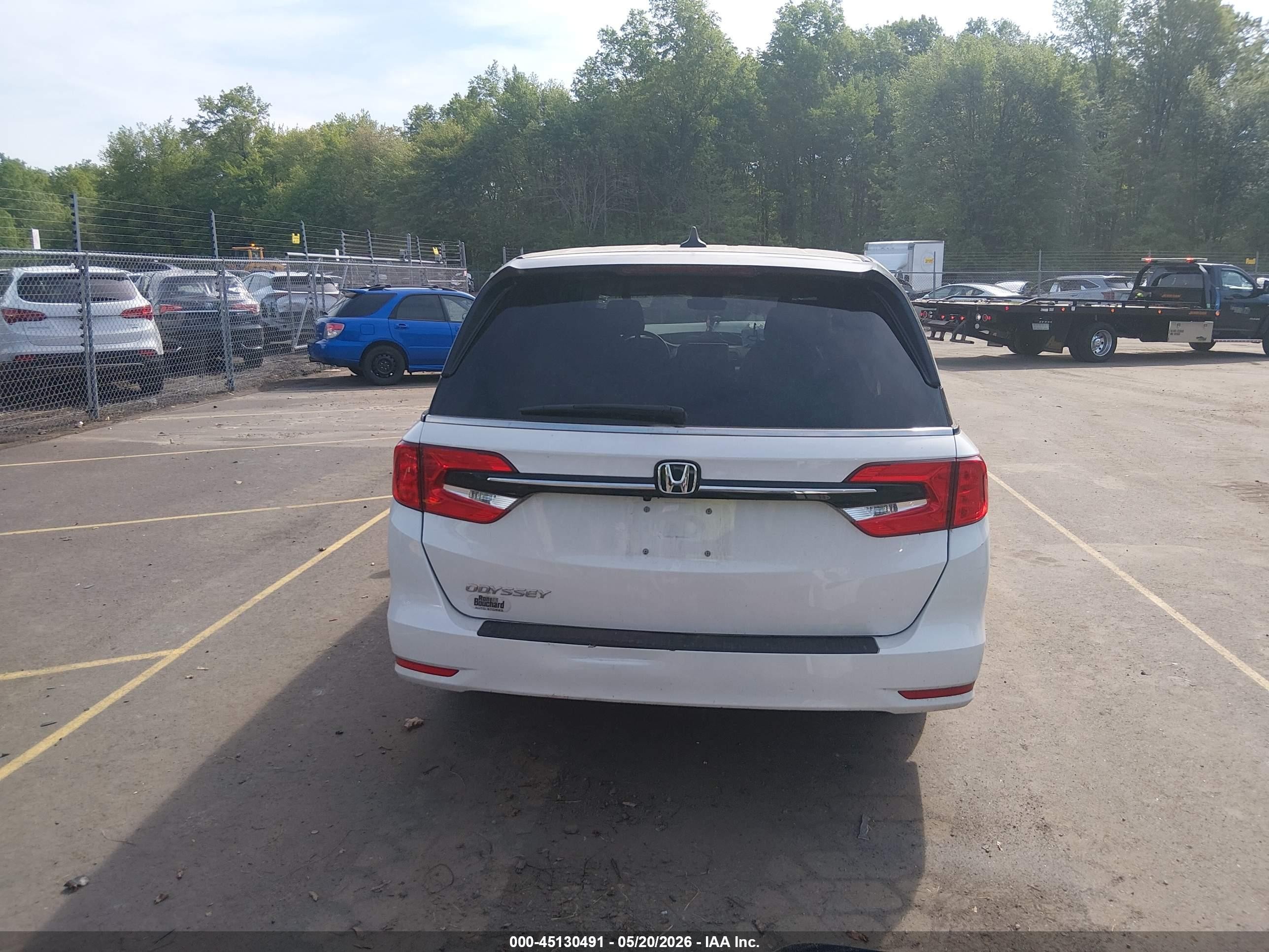 2024 Honda Odyssey Ex-l White vin: 5FNRL6H63RB032613