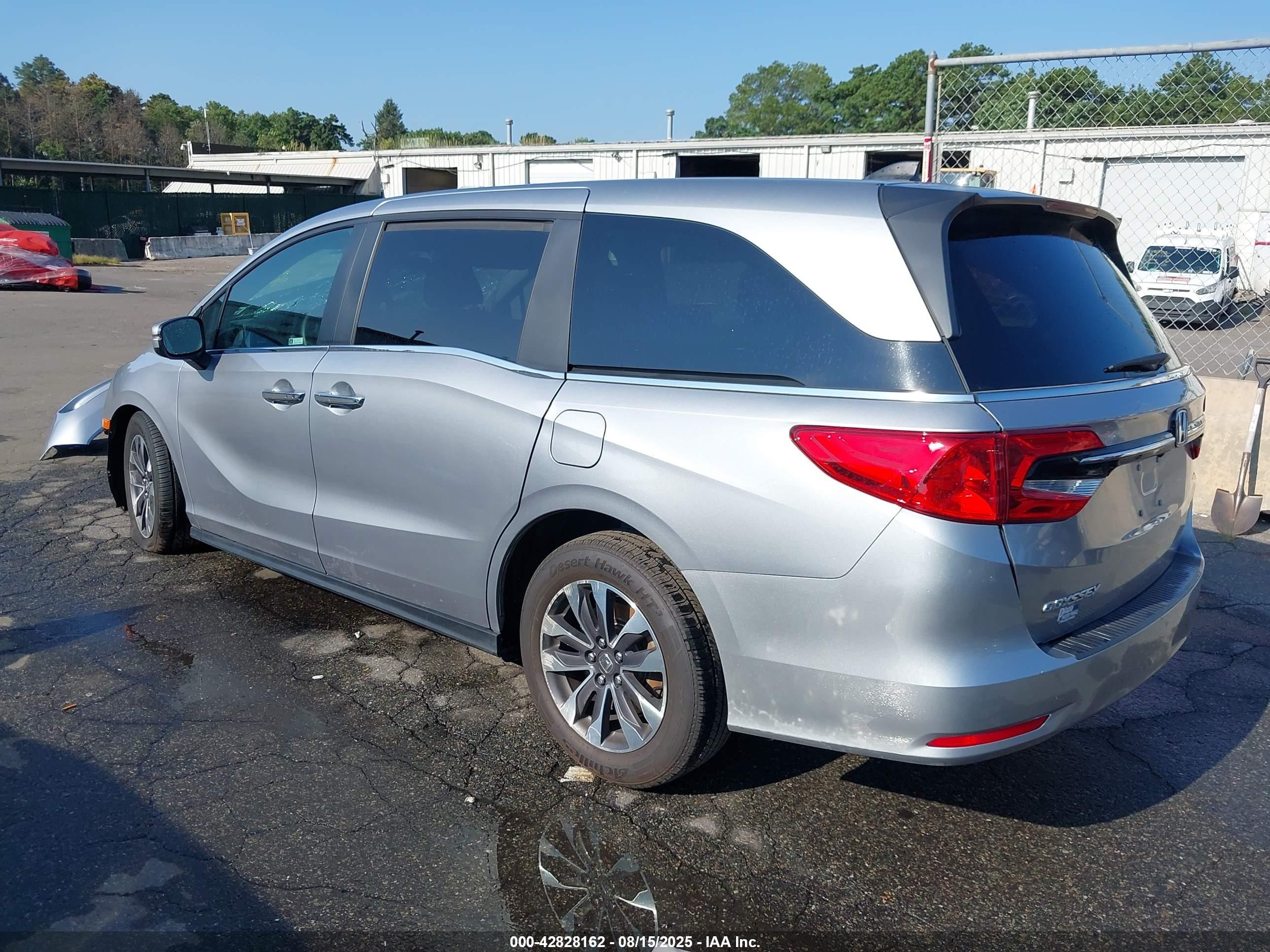 2024 Honda Odyssey Ex-l Silver vin: 5FNRL6H63RB065563