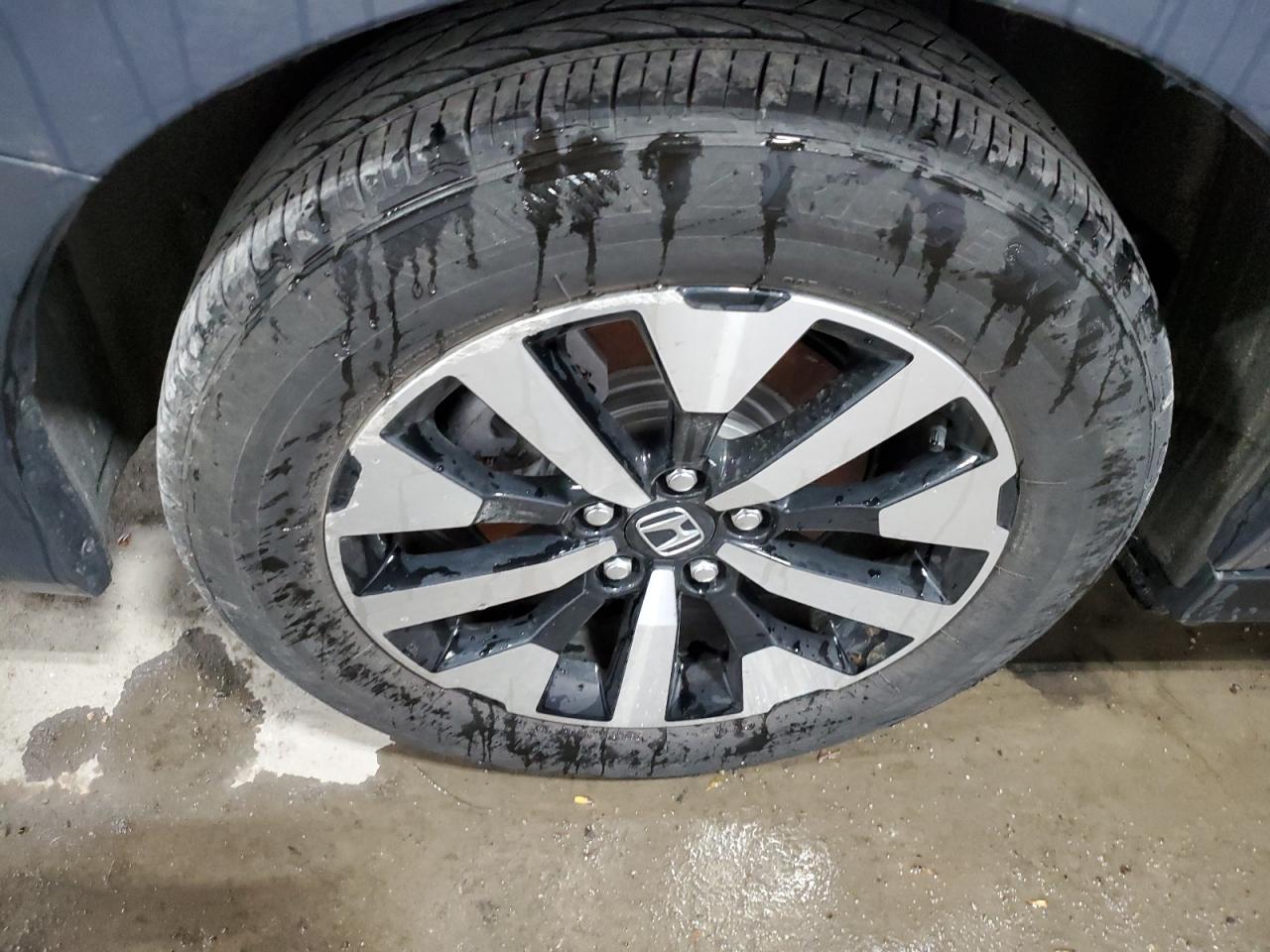 2025 Honda Odyssey Exl Синий vin: 5FNRL6H63SB073426 Damage: Right Rear Wheel, Curb Rash, > 12 Inches