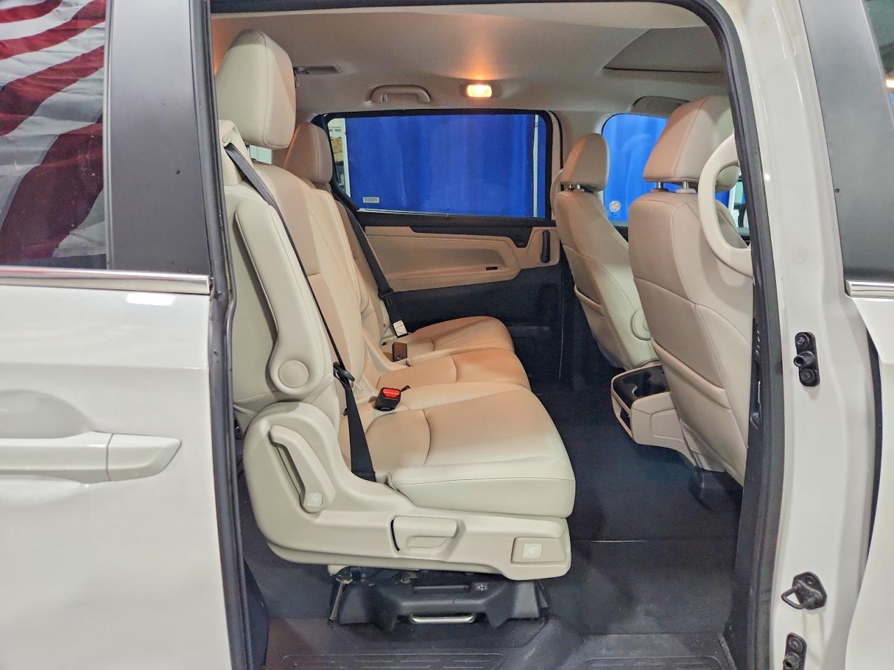 2025 Honda Odyssey Exl White vin: 5FNRL6H63SB078772