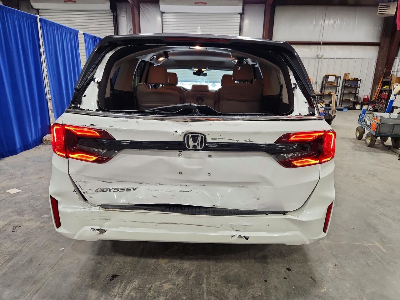 2025 Honda Odyssey Exl White vin: 5FNRL6H63SB078772