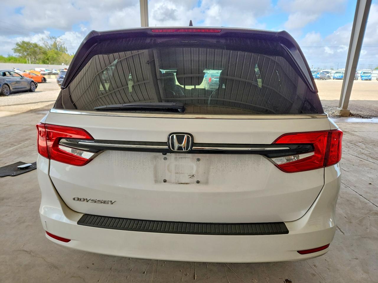 2024 Honda Odyssey Exl Белый vin: 5FNRL6H65RB015053