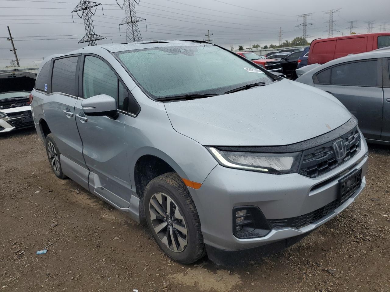 2025 Honda Odyssey Exl Silver vin: 5FNRL6H65SB018122
